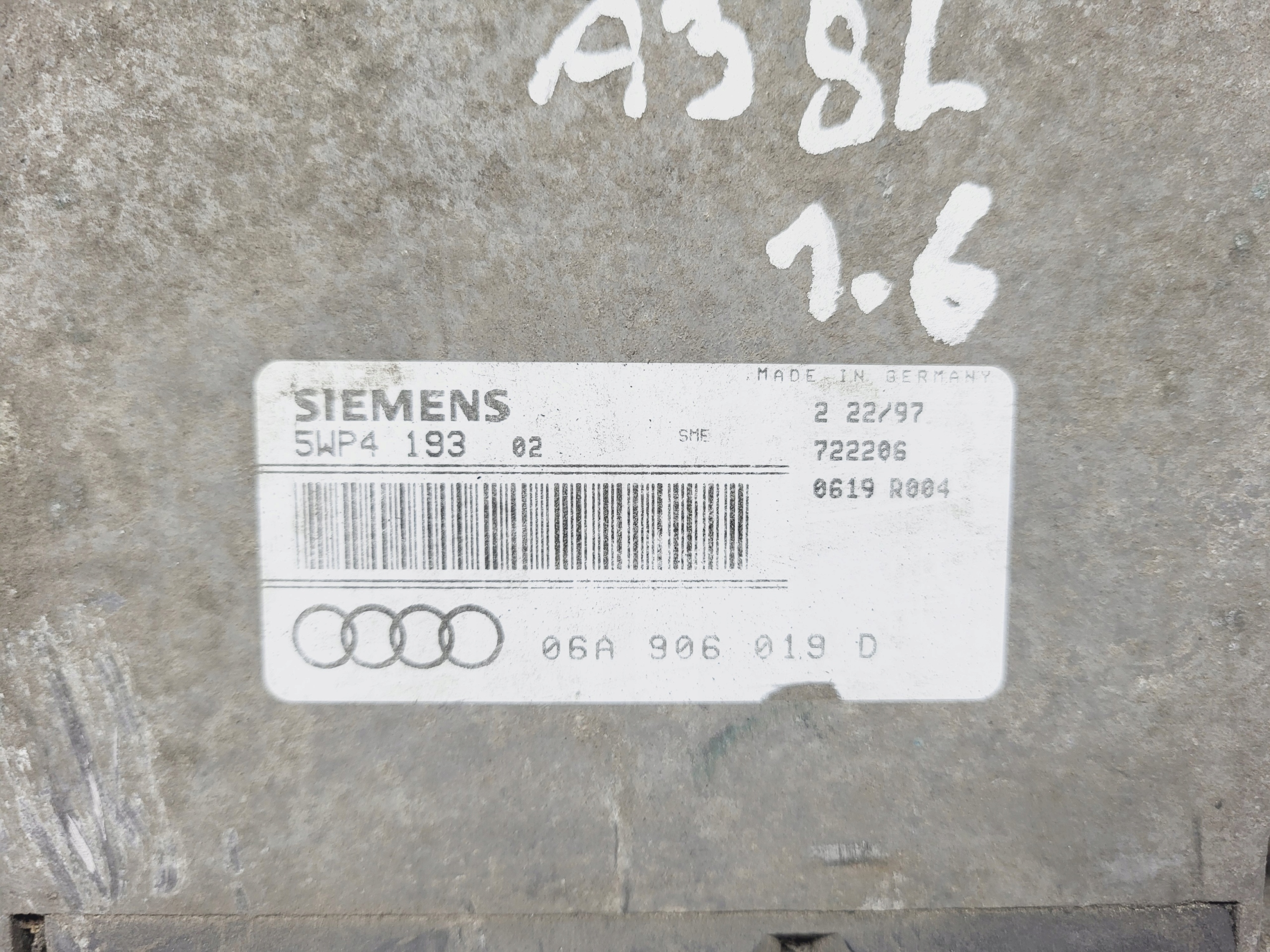 computer control unit of the engine 06A906019D AUDI A3 8L 1.6B