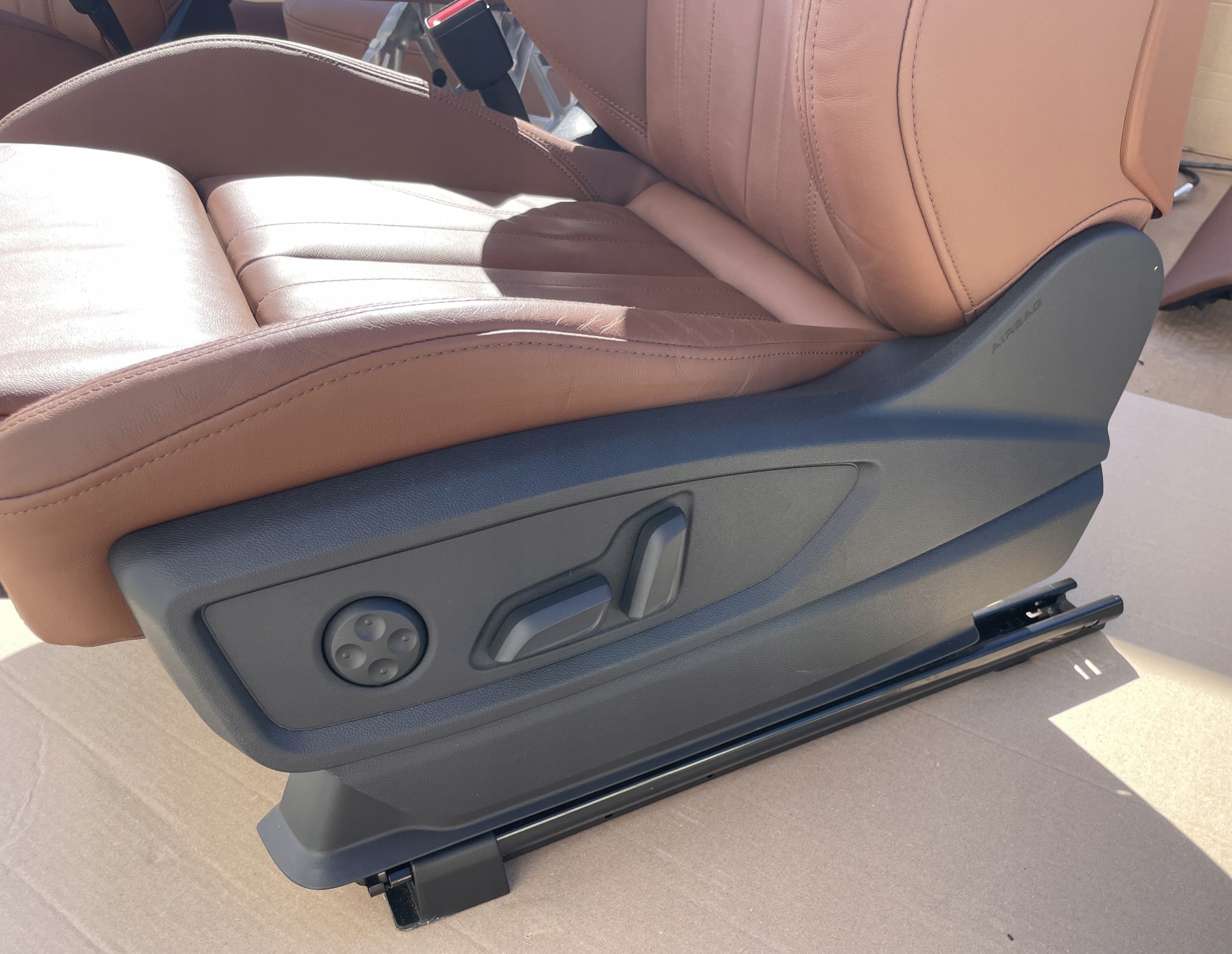 Siège Latérale/côté AUDI Q5 ELEKTRYKA GRZANE Comme Neuf KOMPLET
