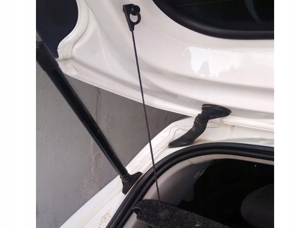 SZNUREK LINKA ZACZEP PÓŁKI BAGAŻNIKA CORSA D E HB Producent części Ertons