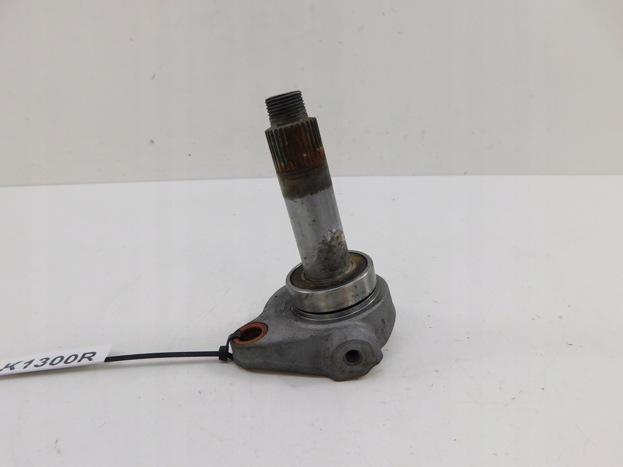 BMW K1300R ПОДСЕДЕЛЬНЫЙ ШТЫРЬ