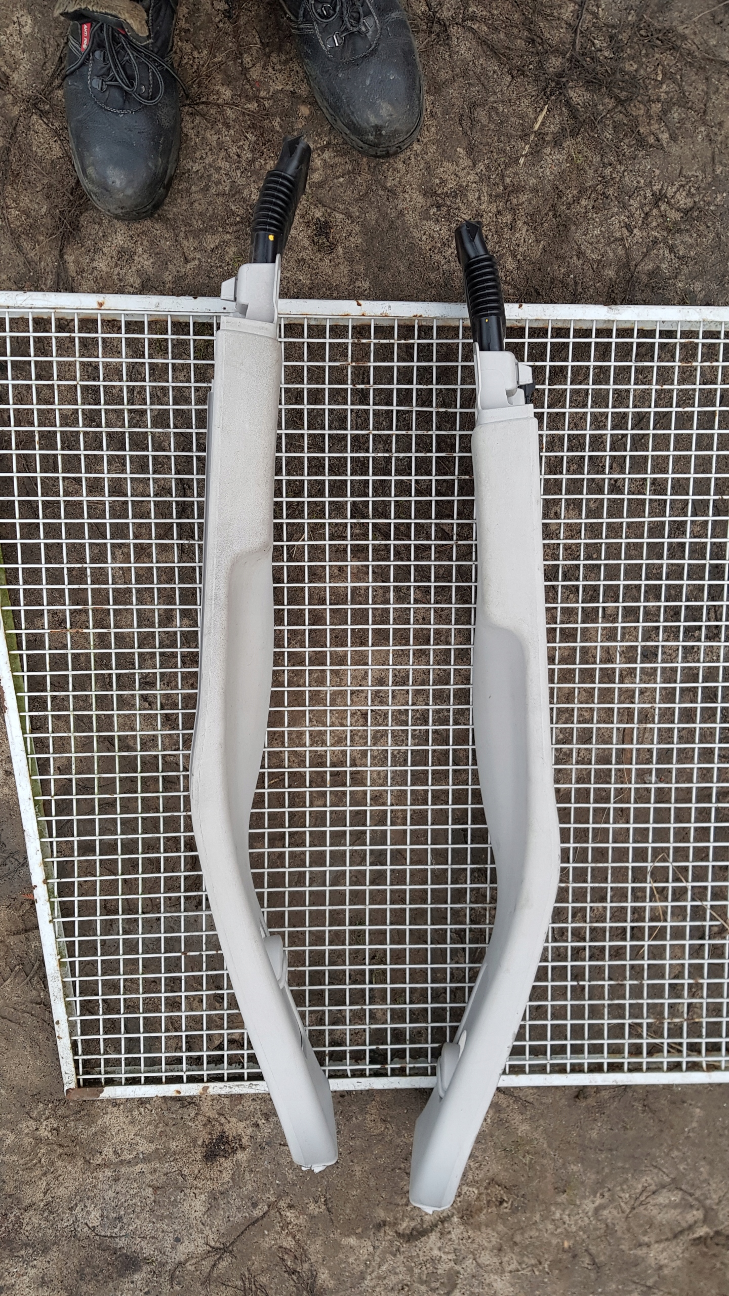 CITROEN C4 a kryt slupka levá pravá PANEL