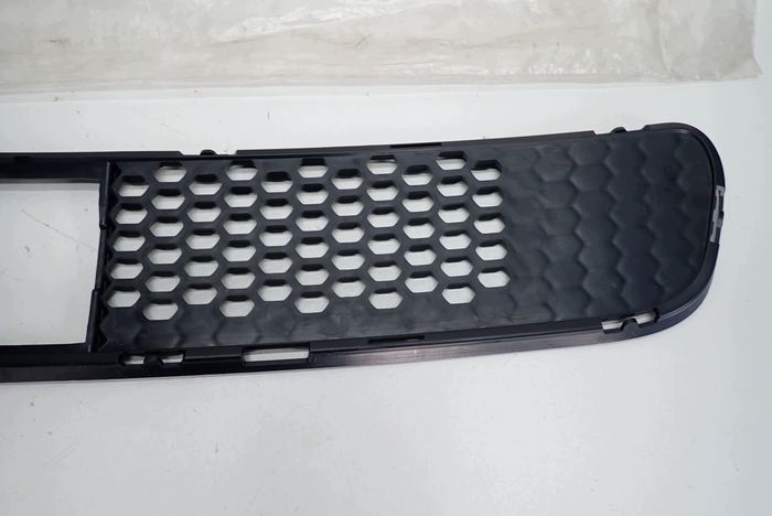 JEEP CHEROKKE SRT WK2 18- grid central front 365009