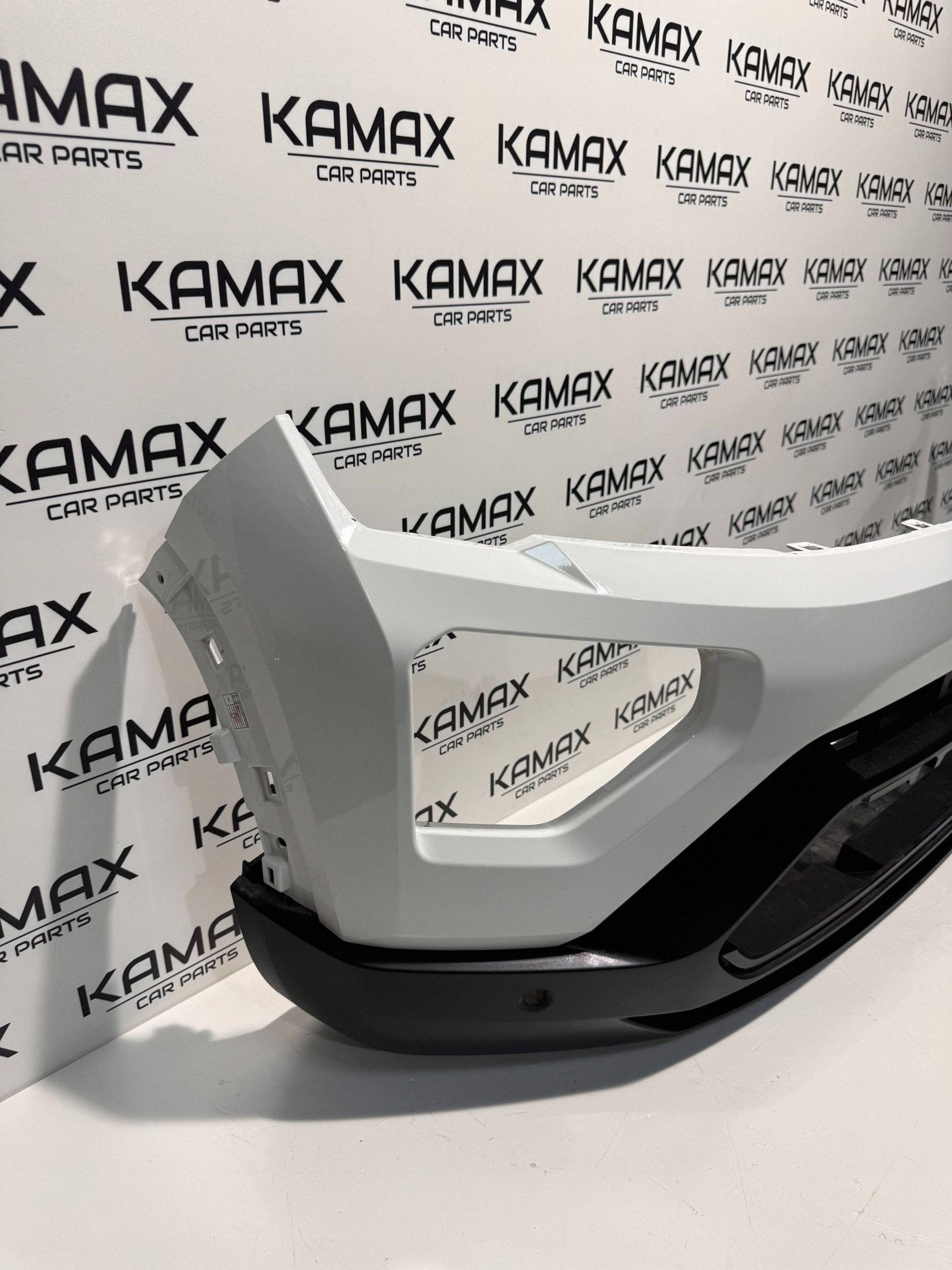 front bumper front Dacia Spring 620220440R
