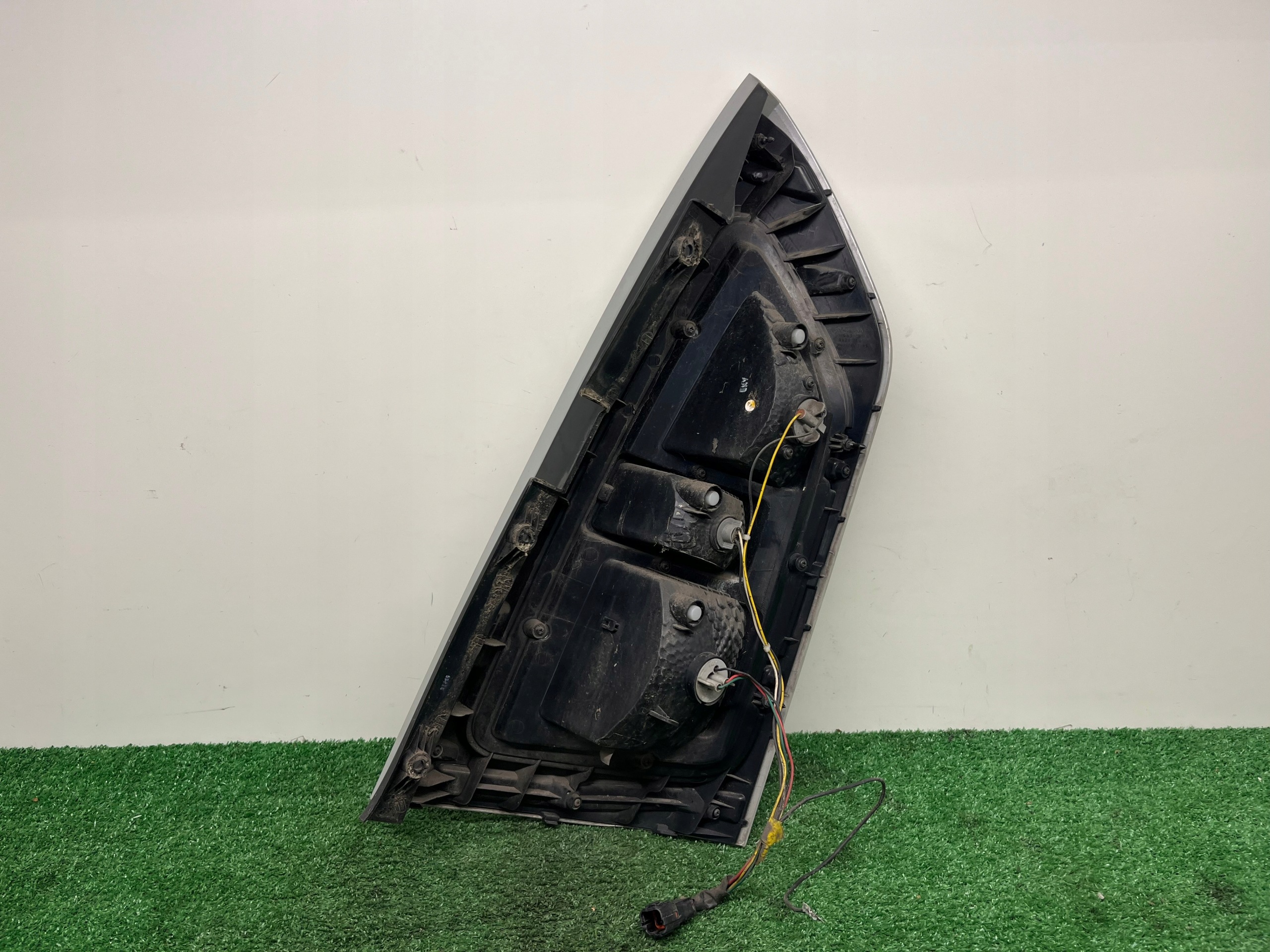 light left rear KIA SOUL 92401-2K0