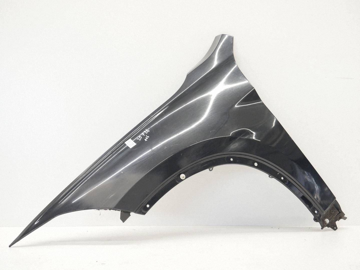 fender left front front BMW X1 F48 475