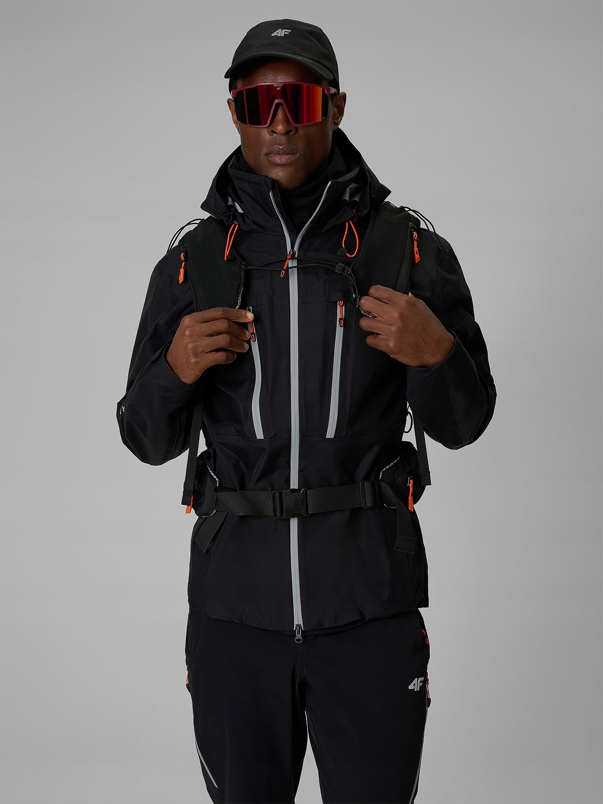 4F Pánská Treková Bunda Černá Voděodolná M