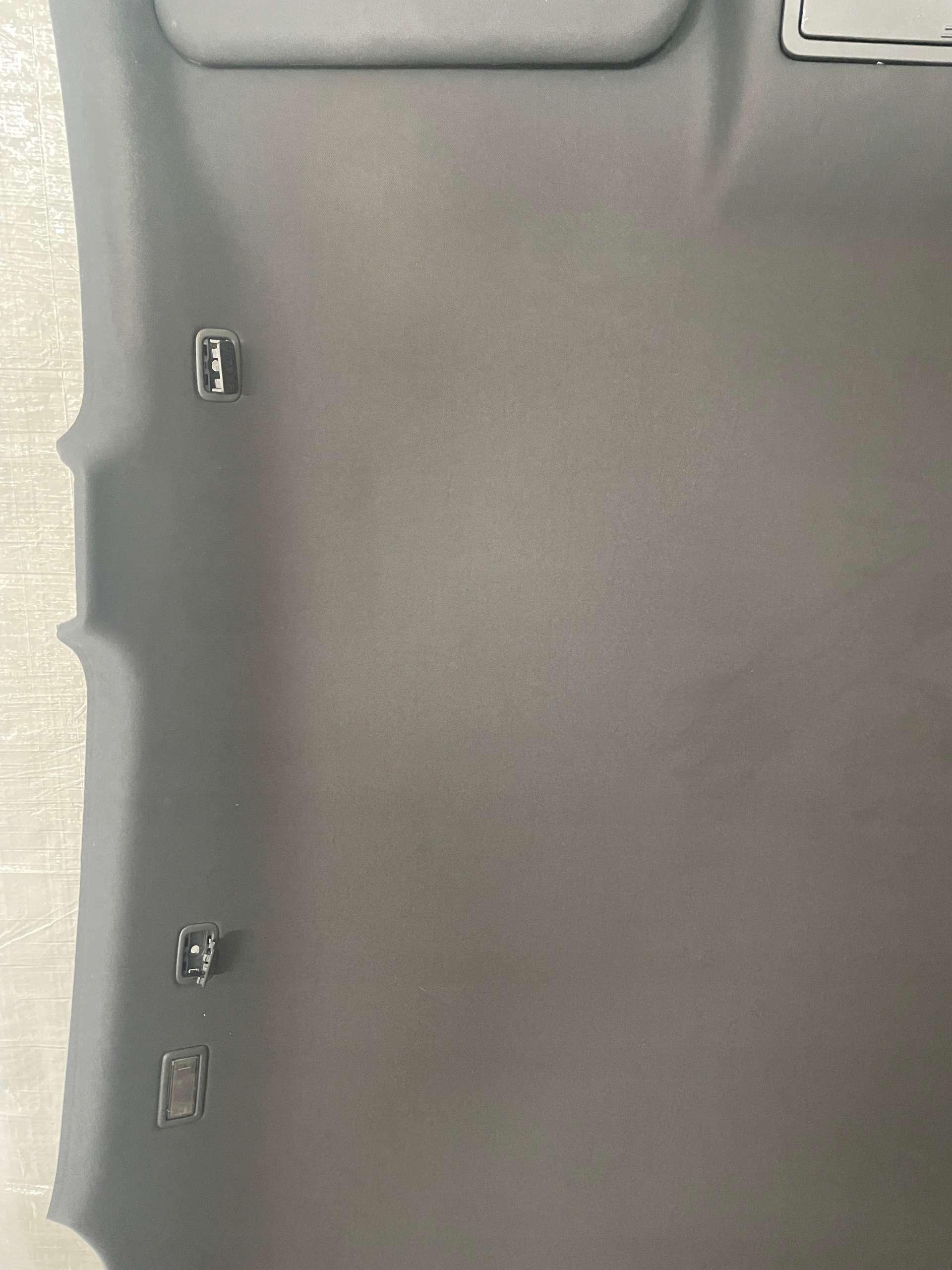 JAGUAR E-PACE PODSUFITKA KOMPLET Jakość części (zgodnie z GVO) O - oryginał z logo producenta pojazdu (OE)