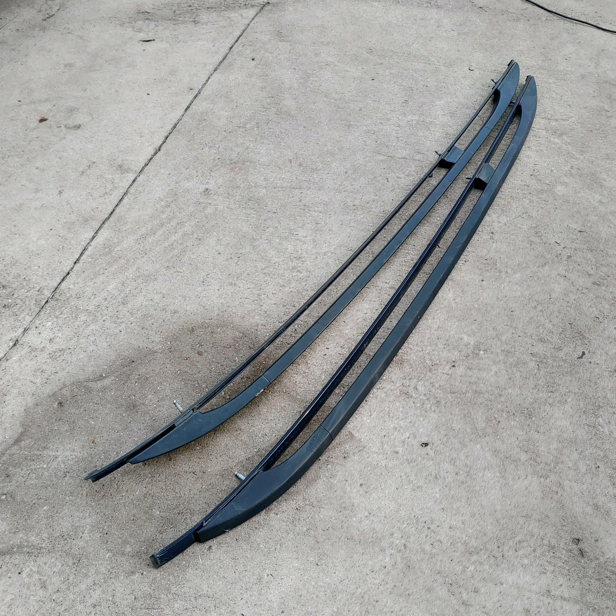 BMW X3 E83 relingi dachowe Producent części BMW OE