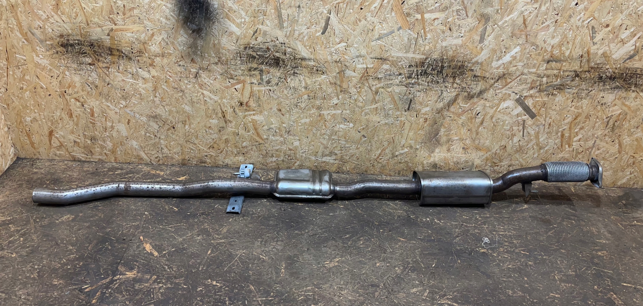 IDEALNY KPL.exhaust pipe TLUMIK catalyst MERCEDES GLB X247 1