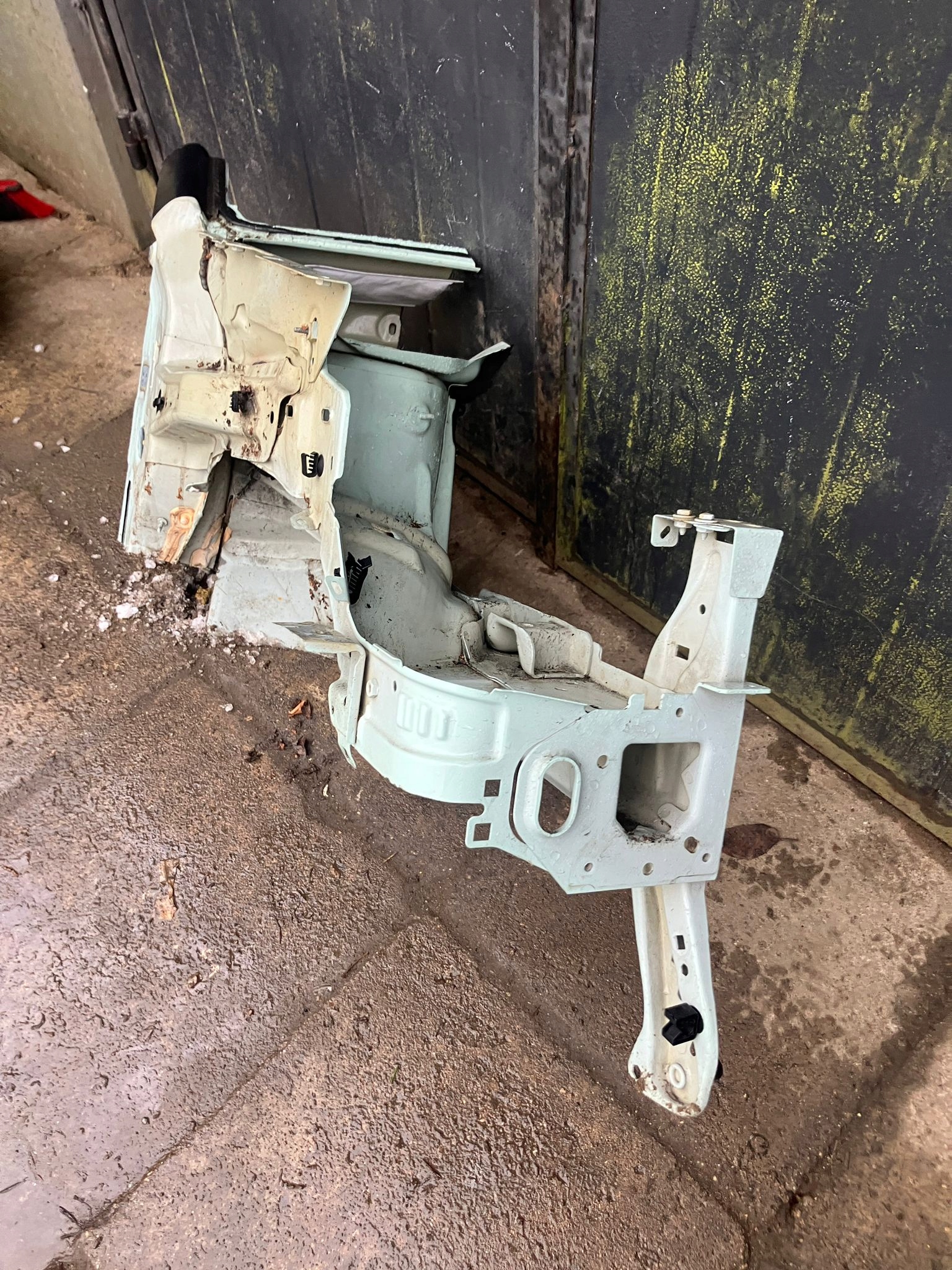 quarter quarter right front CITROEN C3 III ELSB