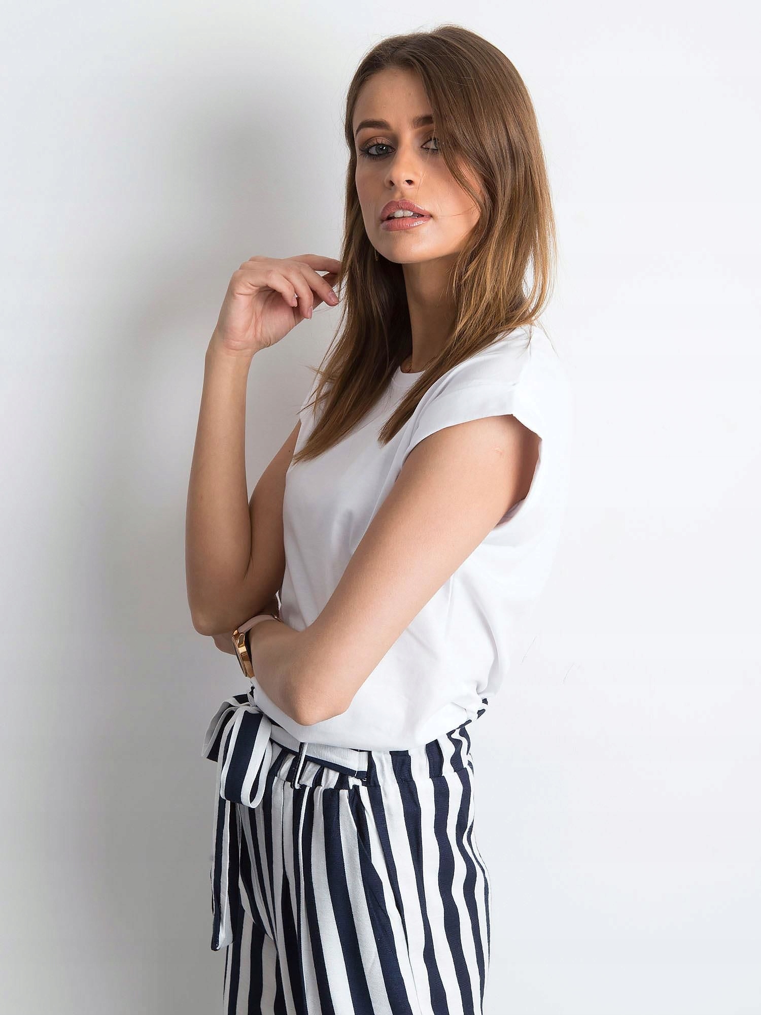 KOSZULKA DAMSKA T-SHIRT BAWEŁNIANA GŁADKA - M Płeć kobieta