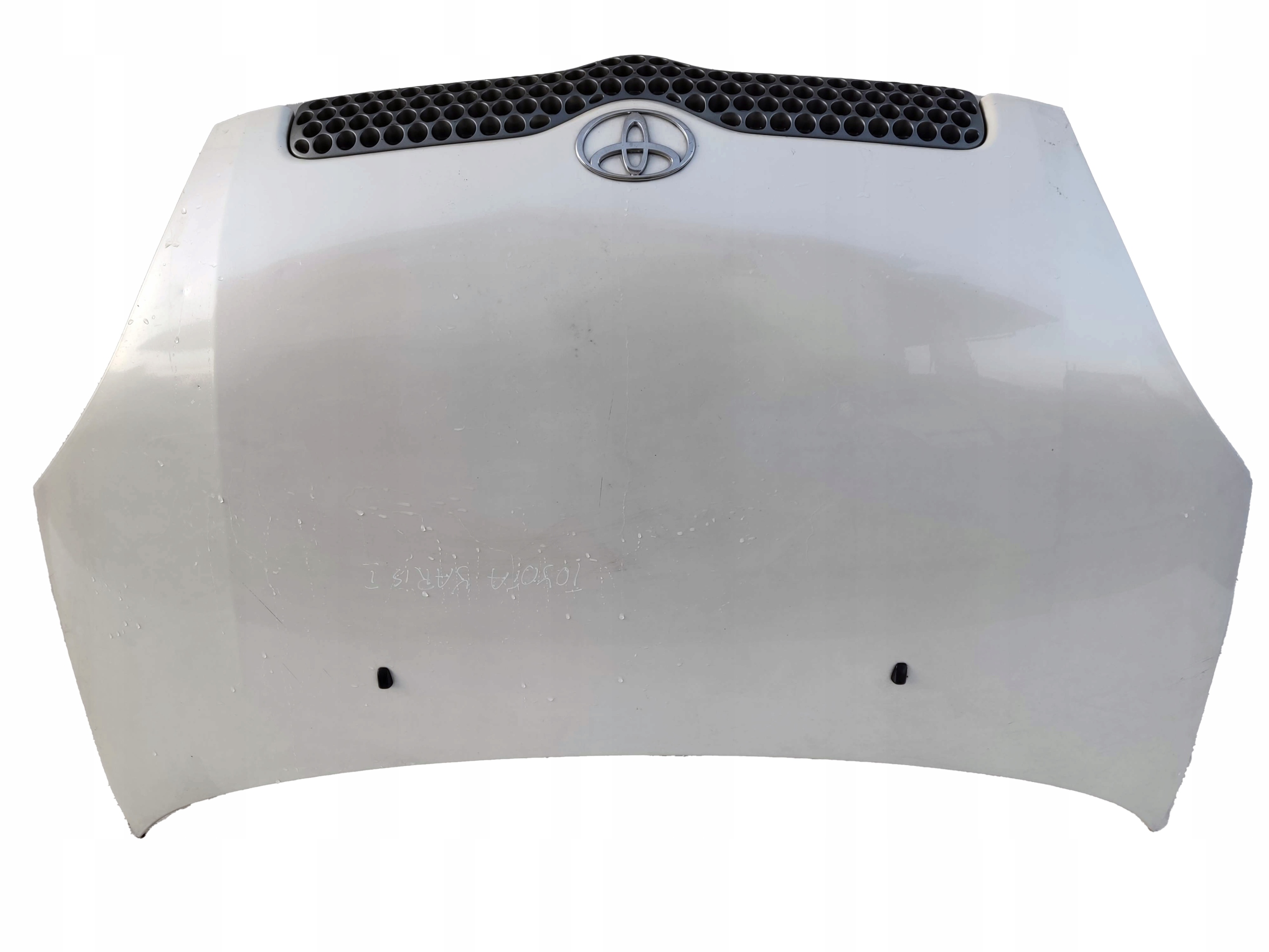 КАПОТ TOYOTA YARIS И ХОРОШЕЕ СОСТОЯНИЕ