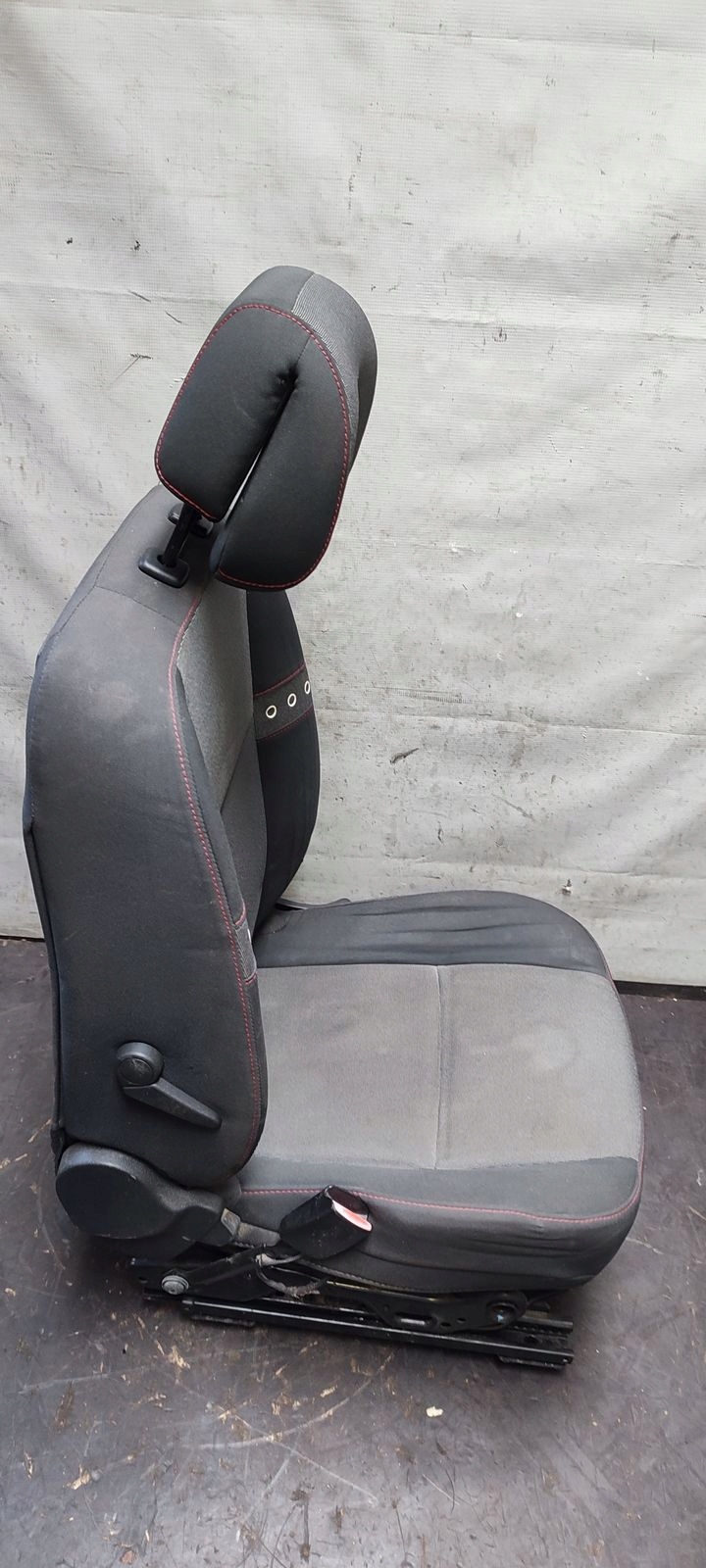 seat front left driver´s Renault Grand Scenic III 1,5 DCI