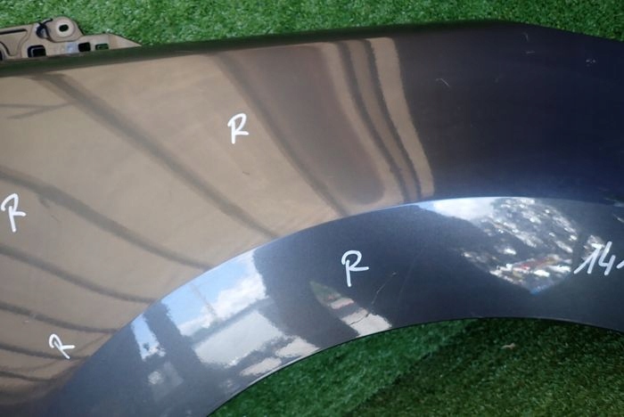 PEUGEOT 5008 and 09- fender right front front