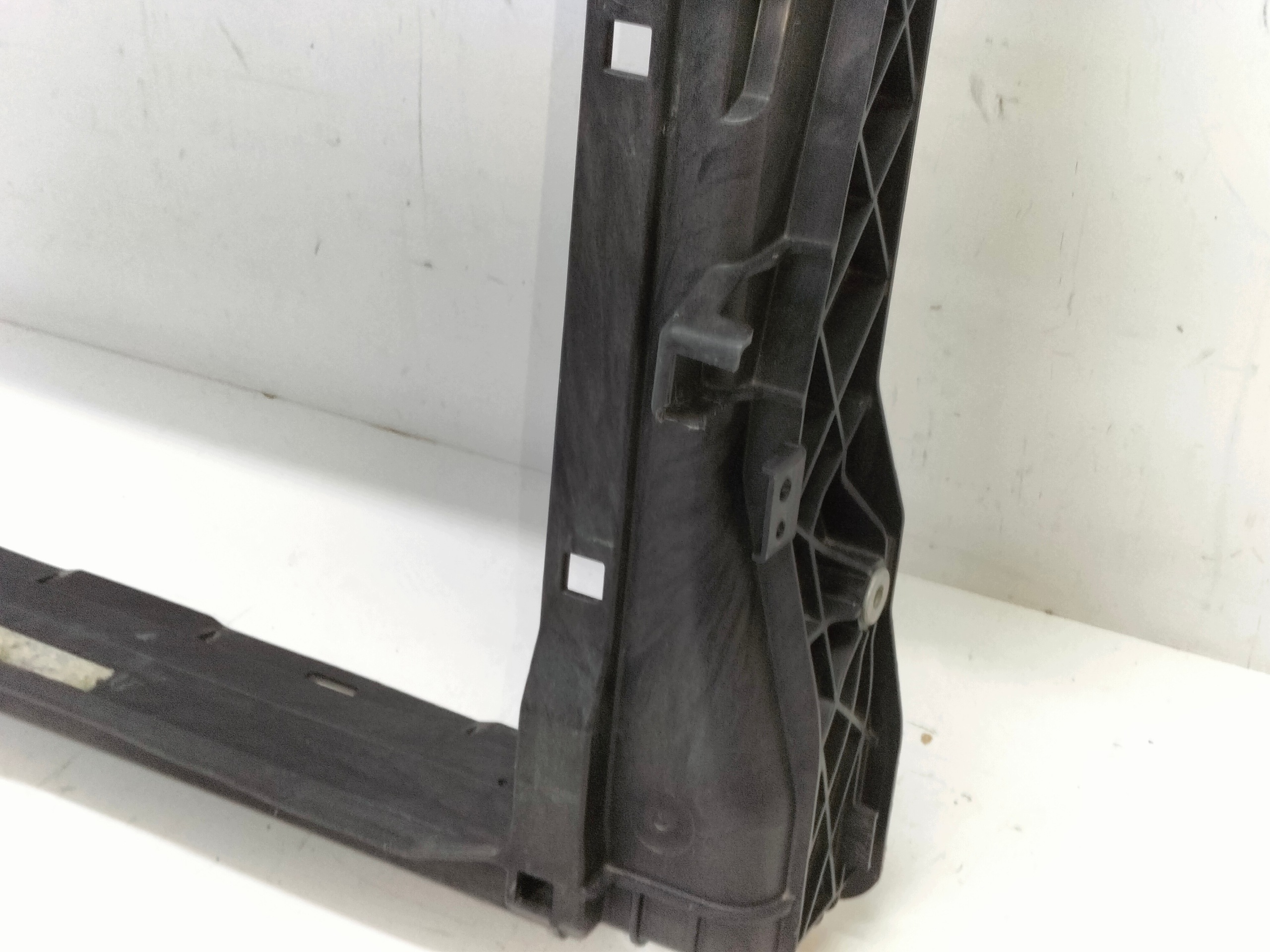 support panel for radiators pillar iron SKODA KAROQ 17-22
