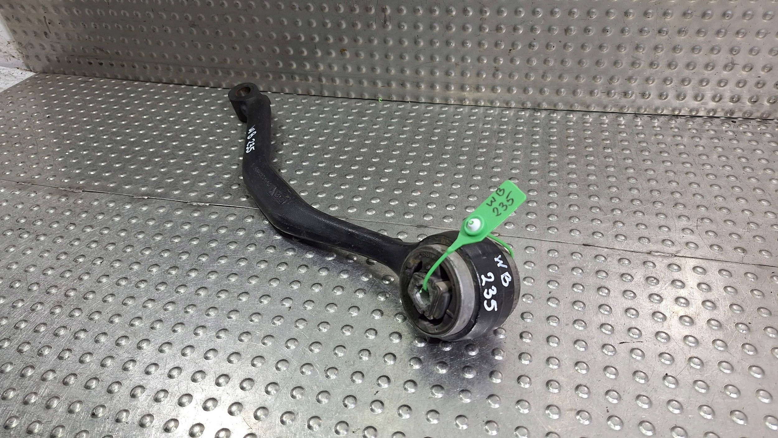 arm left front 3443129 BMW X3 E83