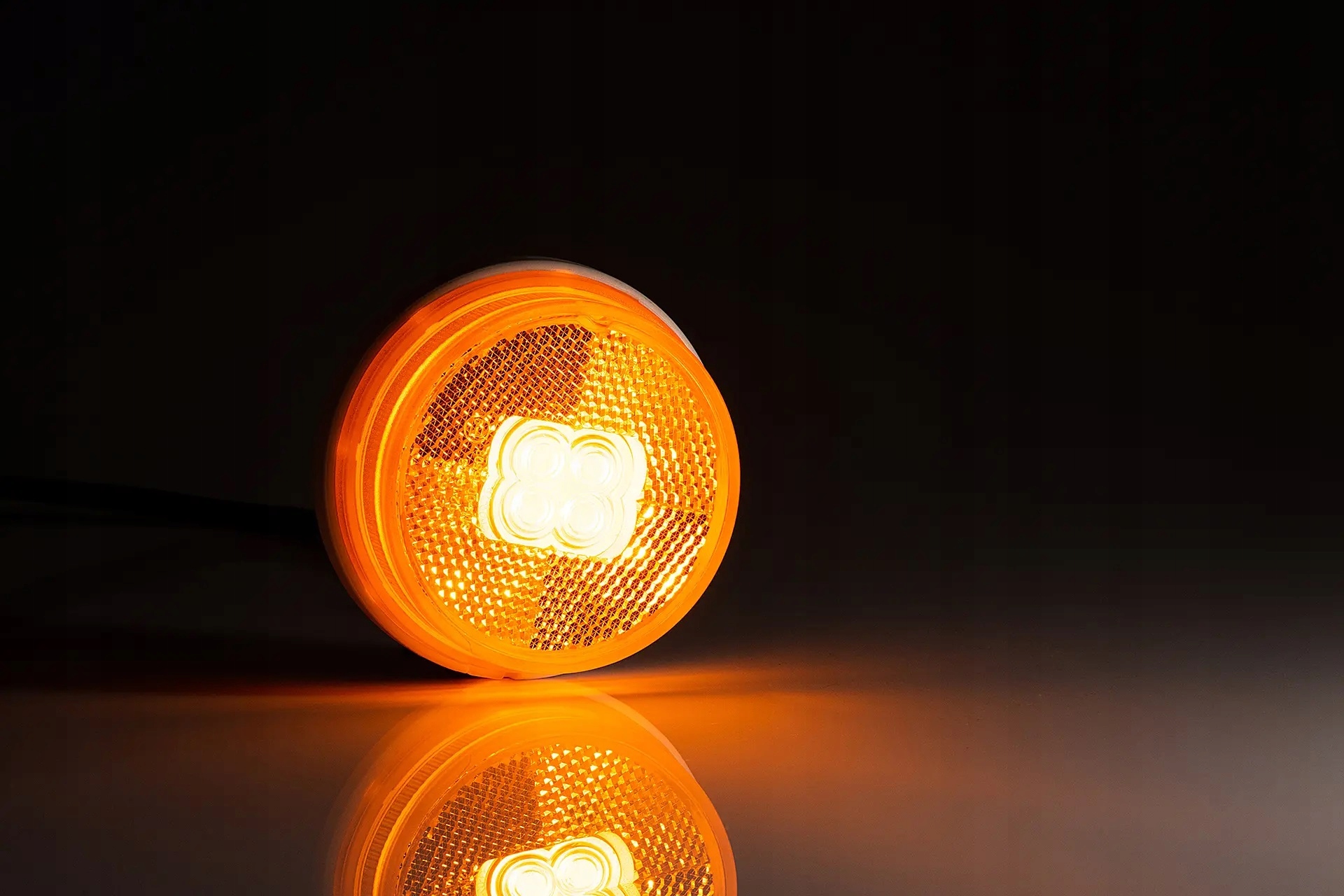 LAMPA OBRYSOWA DIODOWA LED 12/24V Producent części Fristom