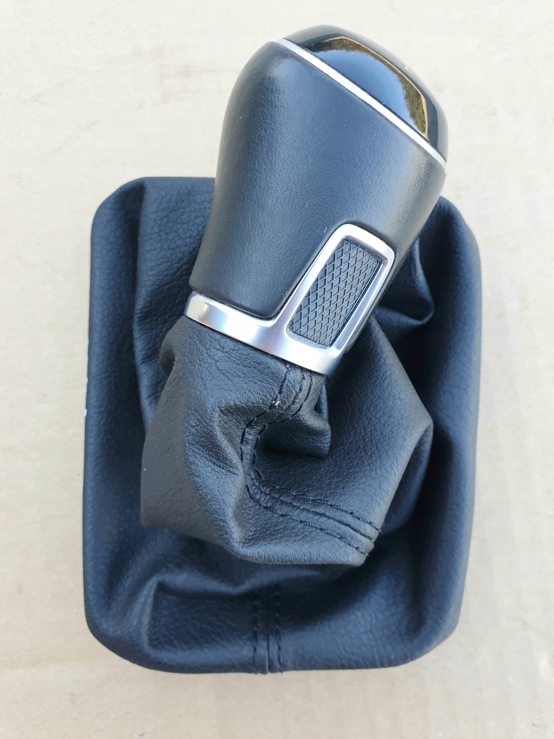 РУЧКА ПЕРЕМИКАННЯ ПЕРЕДАЧ СИЛЬФОН VW TOURAN III 5TA P-N