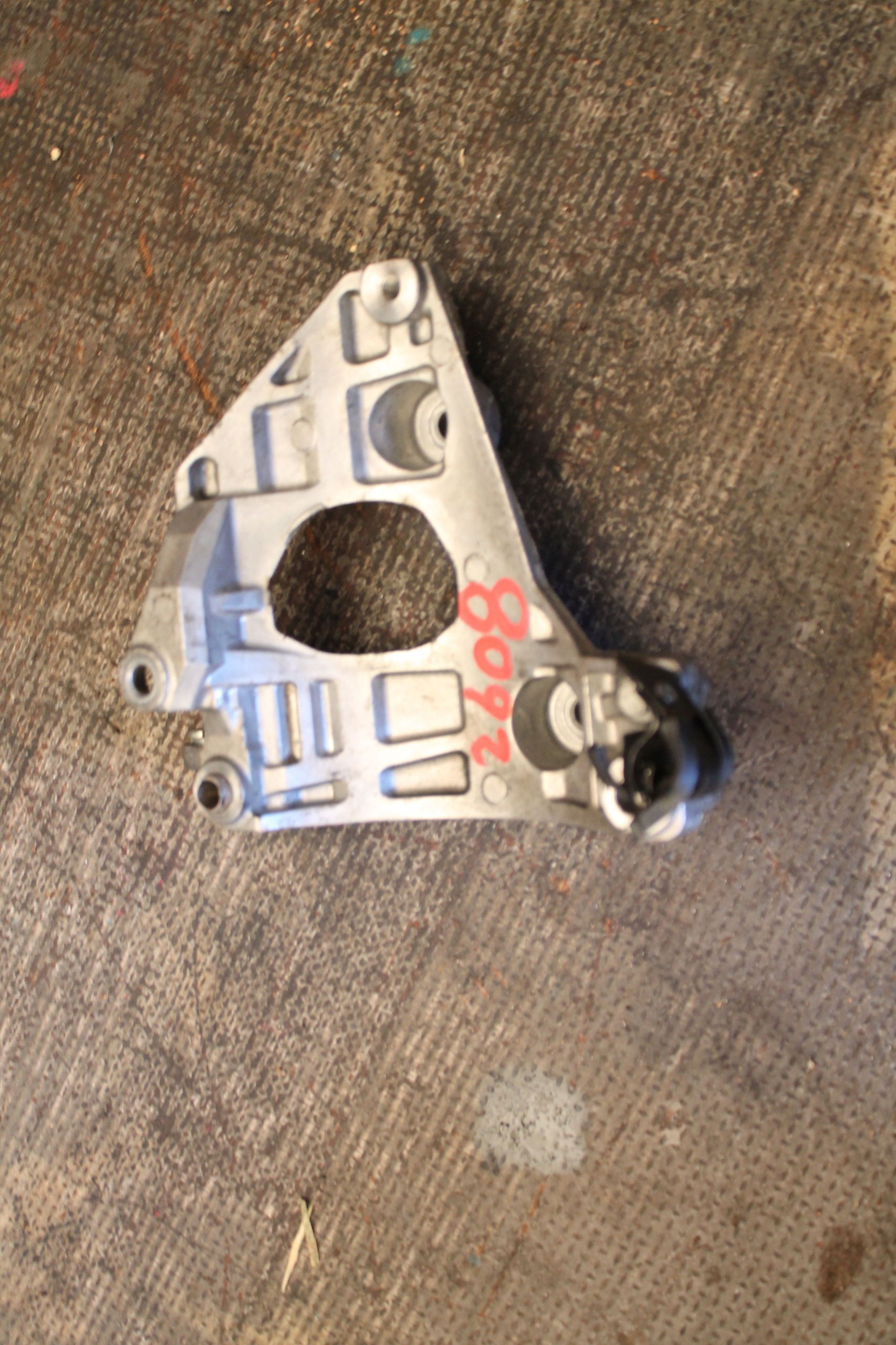 2608. support SPREZARKI JAGUAR RANGE ROVER KPLA-19D624-AB