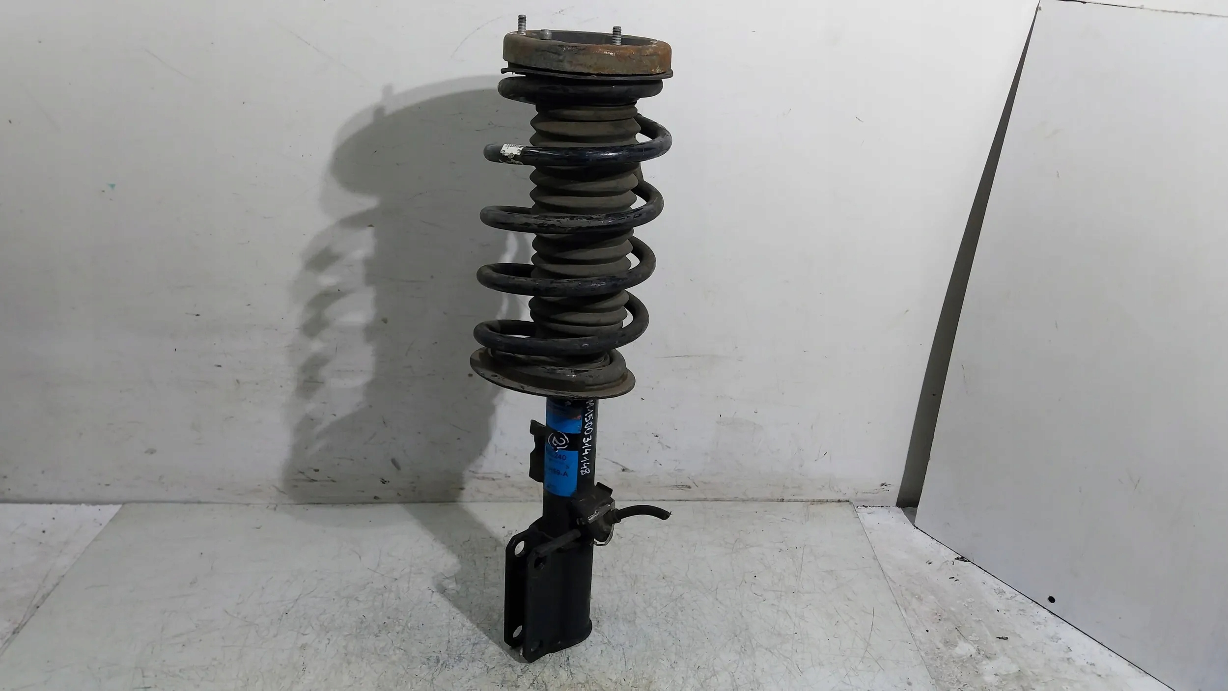 shock absorber front right 111500314148 BMW X5 E53