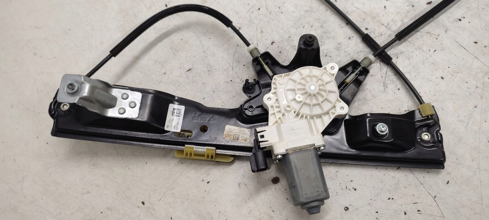 window regulator left front mechanism Ford Focus MK3 kombi 1,0 Ecoboost