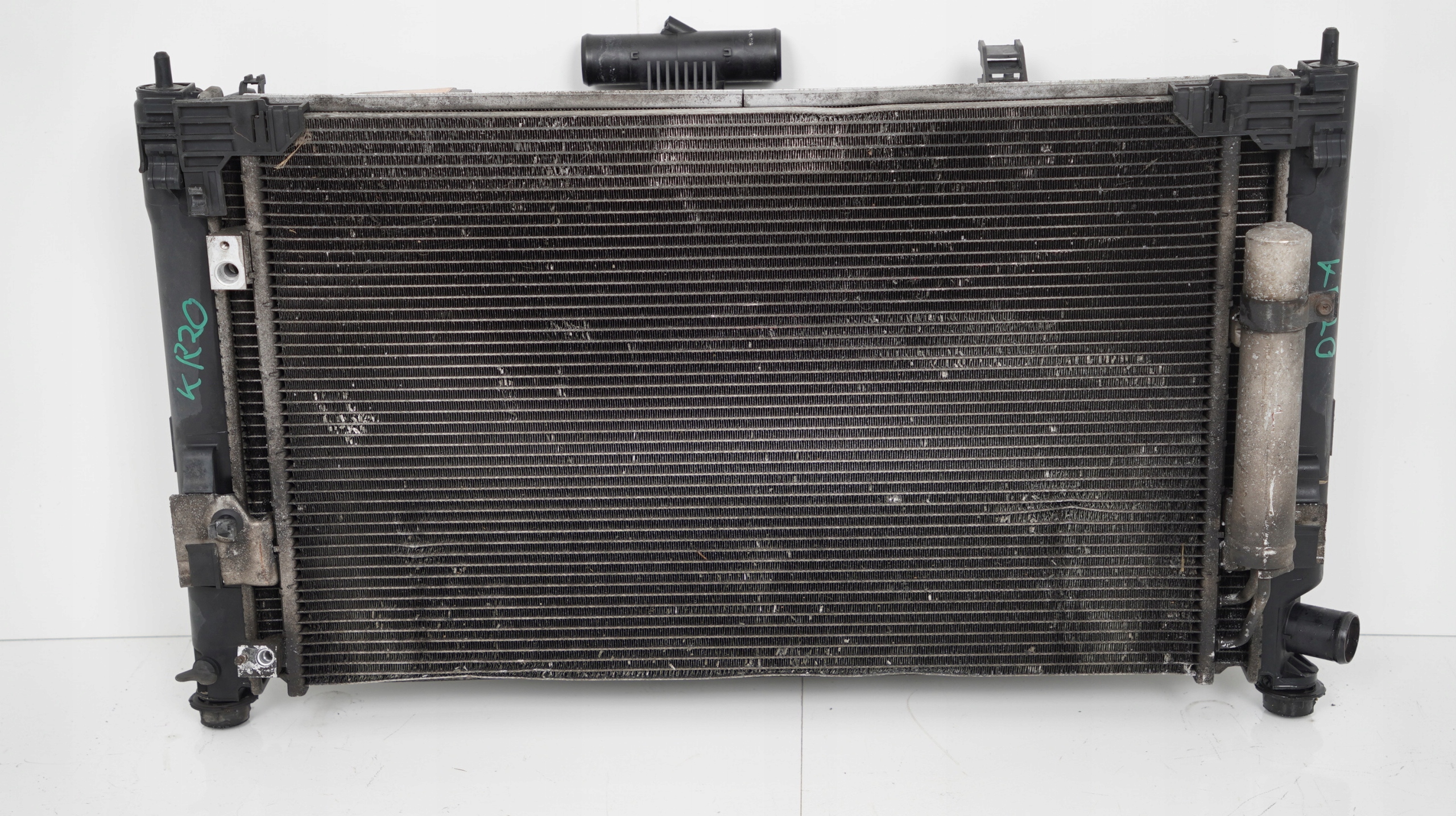 КОМПЛЕКТ РАДИАТОРЫ MITSUBISHI LANCER VIII 07r- 2d