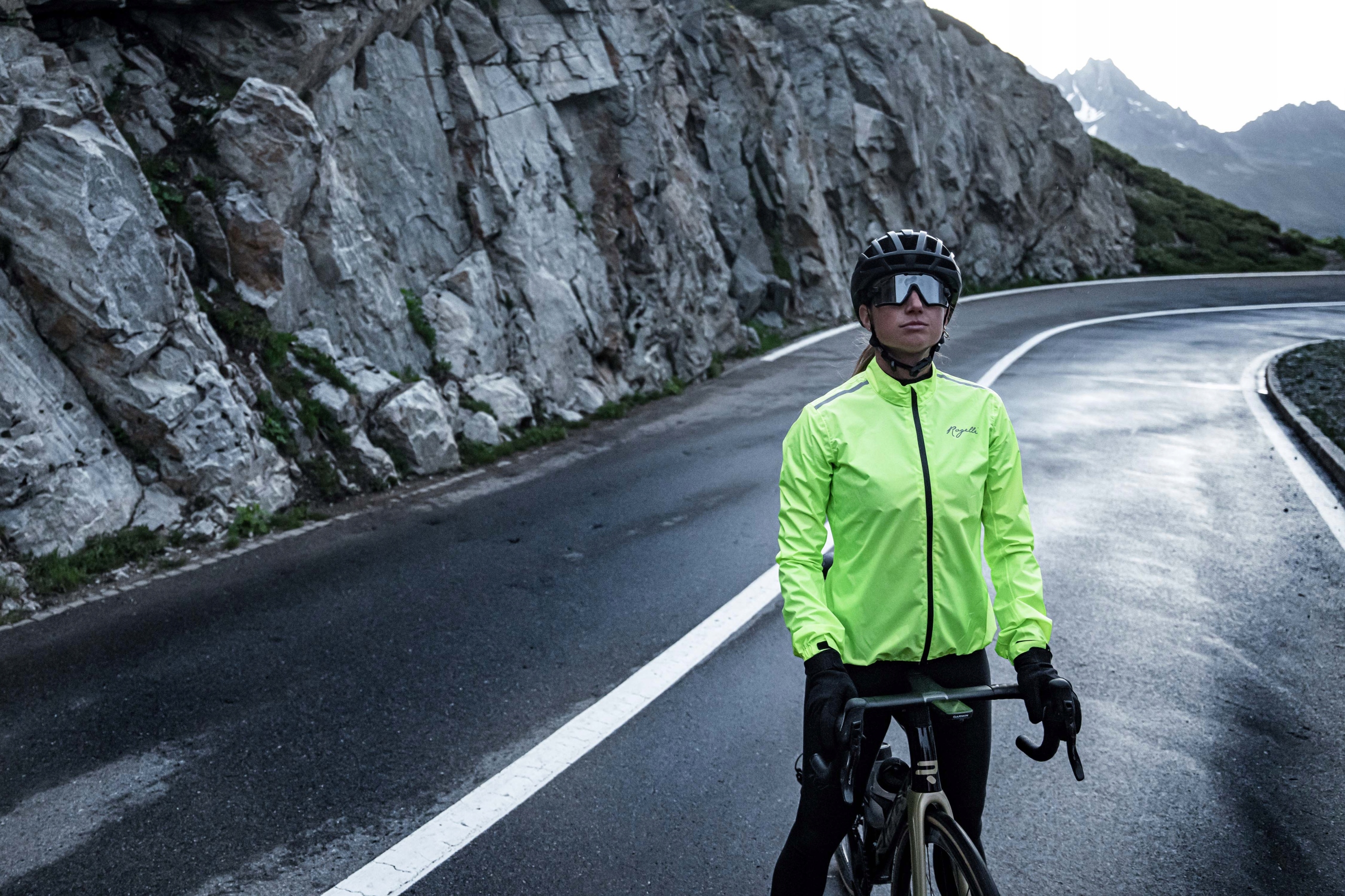 Rogelli CORE - damska kurtka rowerowa rain Rozmiar XL