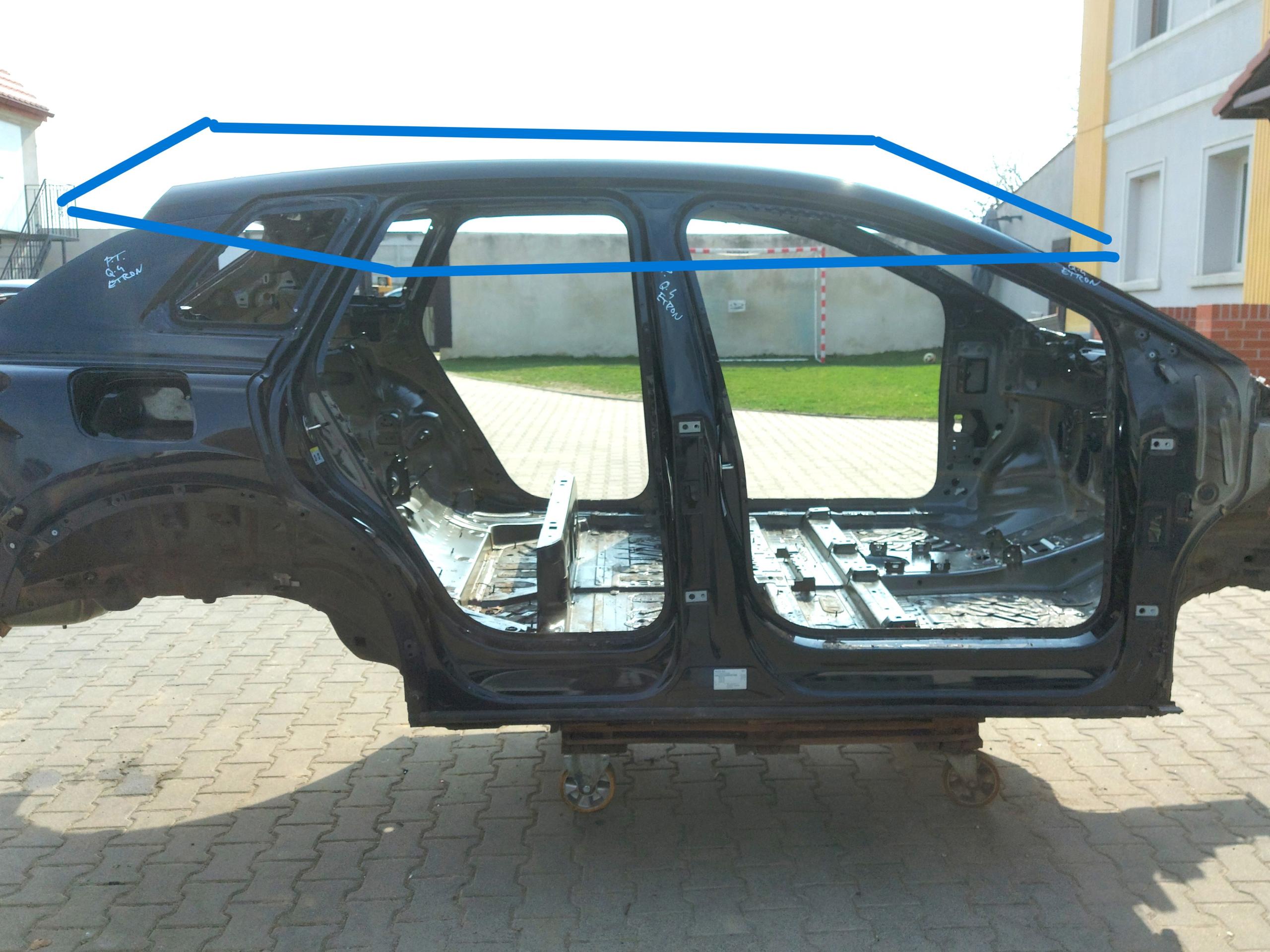 Audi Q4 40 E-TRON dach Blende Abdeckung plat dach oryg schwarzer ly9t