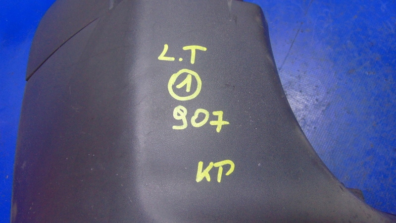 Ecke der Stoßstange links heck MERCEDES SPRINTER A907 W910 18-25R
