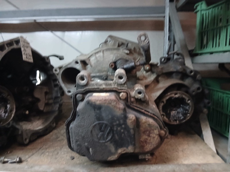 boîte vitesse VW GOLF IV 1.9TDI CTN