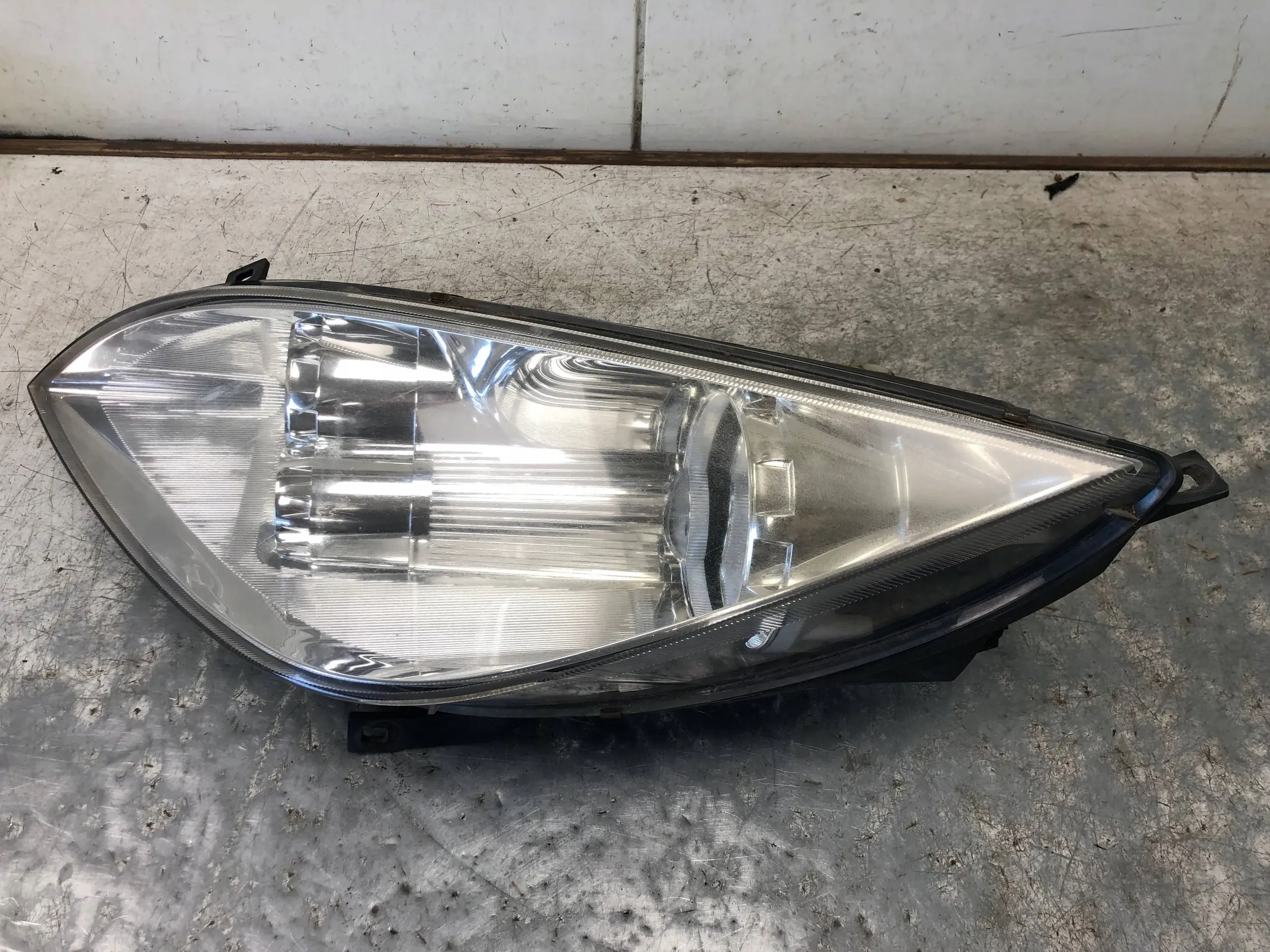 light left front MITSUBISHI COLT VI CABRIO 8301A283