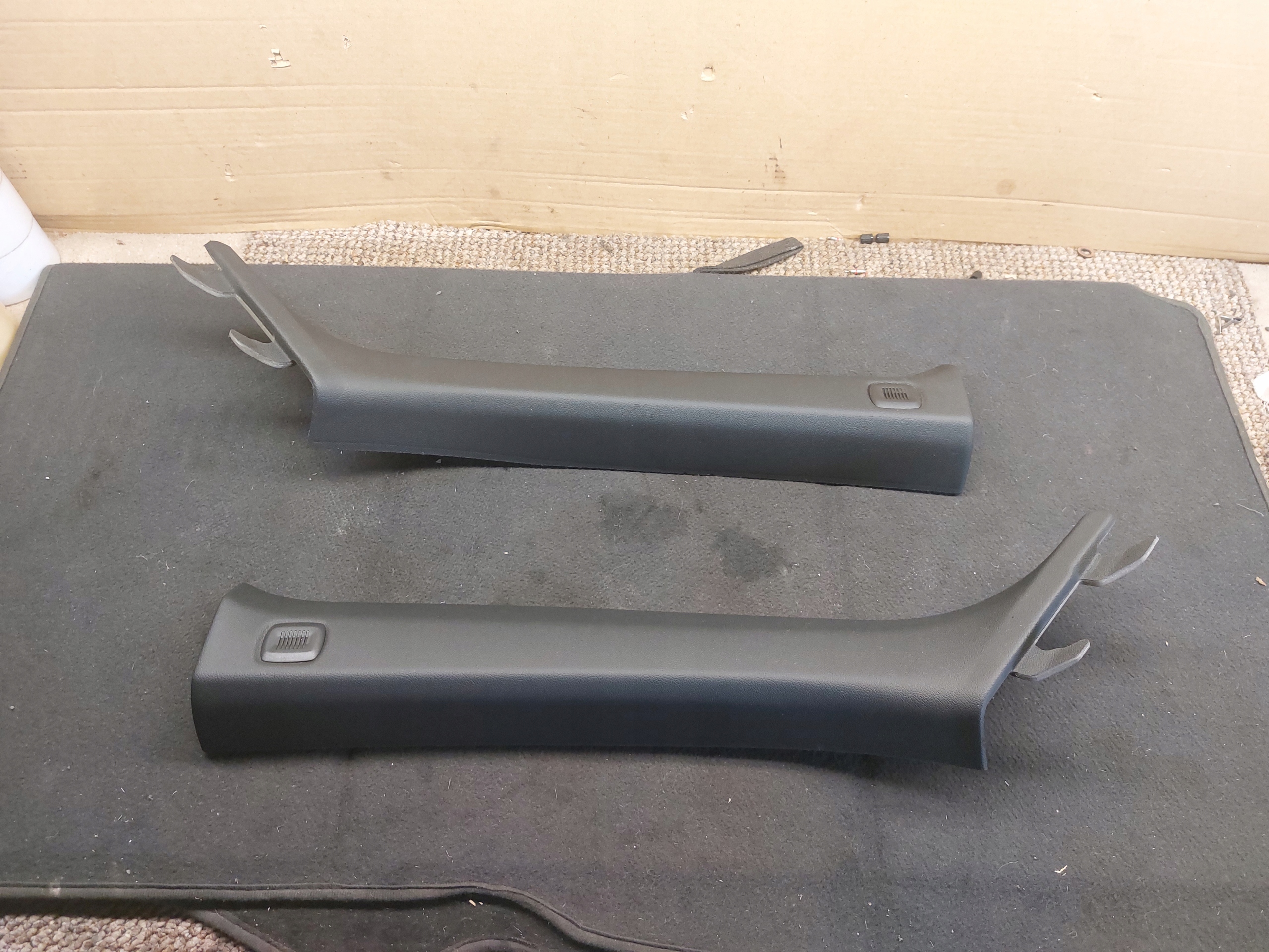 kryt SLUPKA levá pravá BMW M4 G83 CABRIO