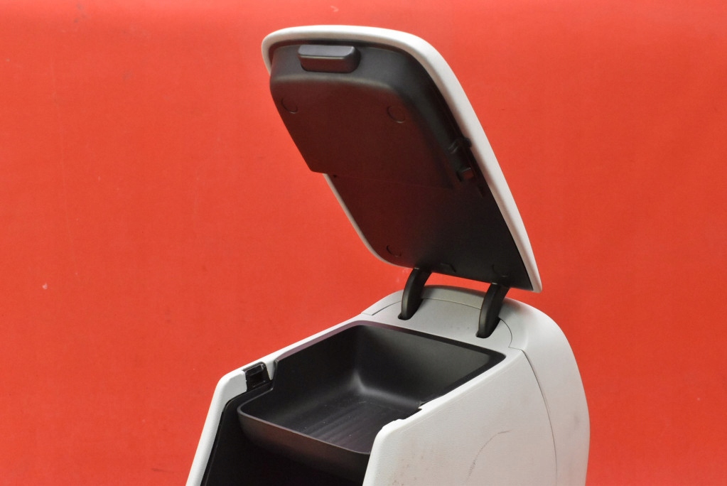 TUNEL central armrest EU 846B5-BE501 HYUNDAI KONA 2 II 22