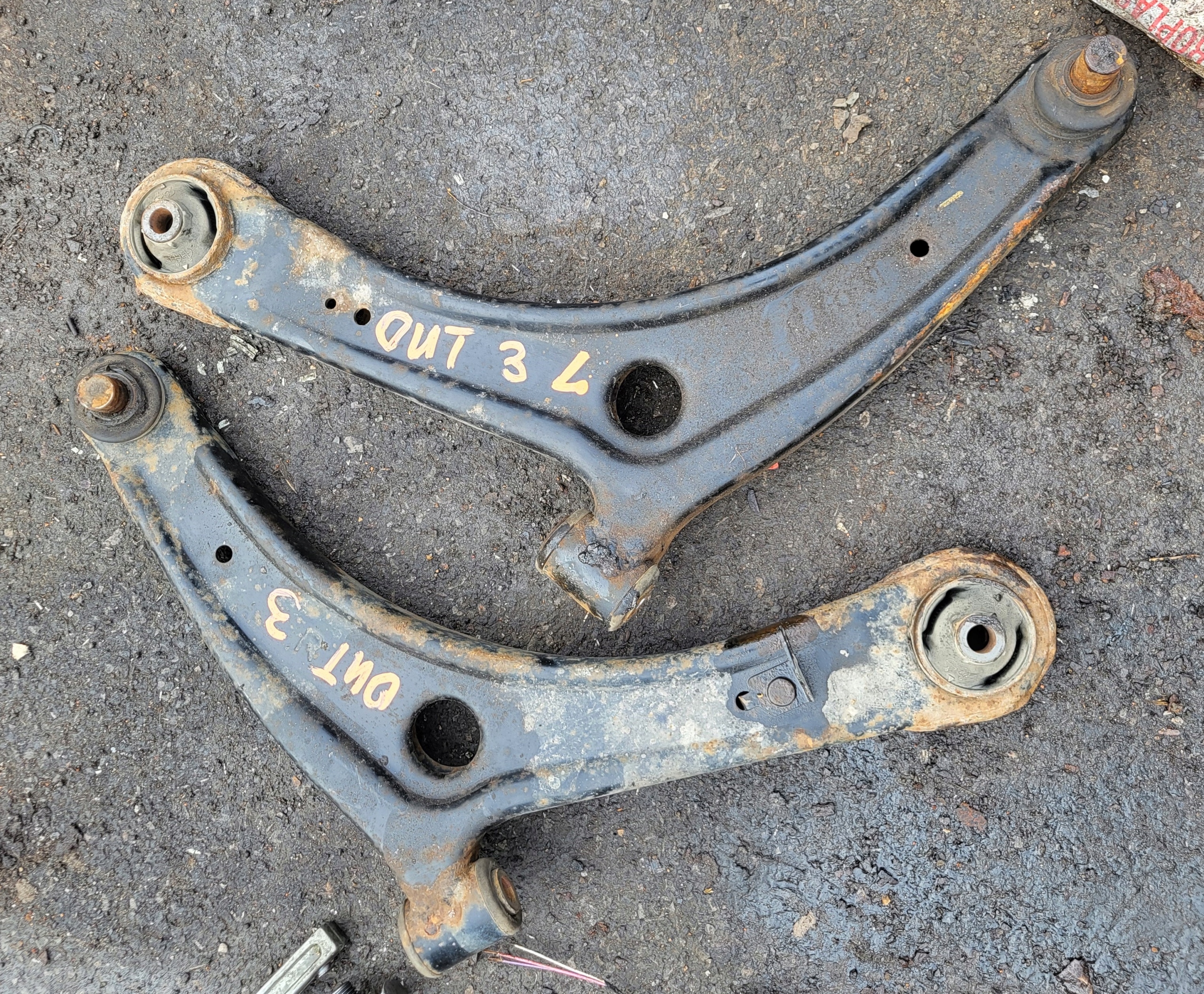 arm front right left MITSUBISHI OUTLANDER III original
