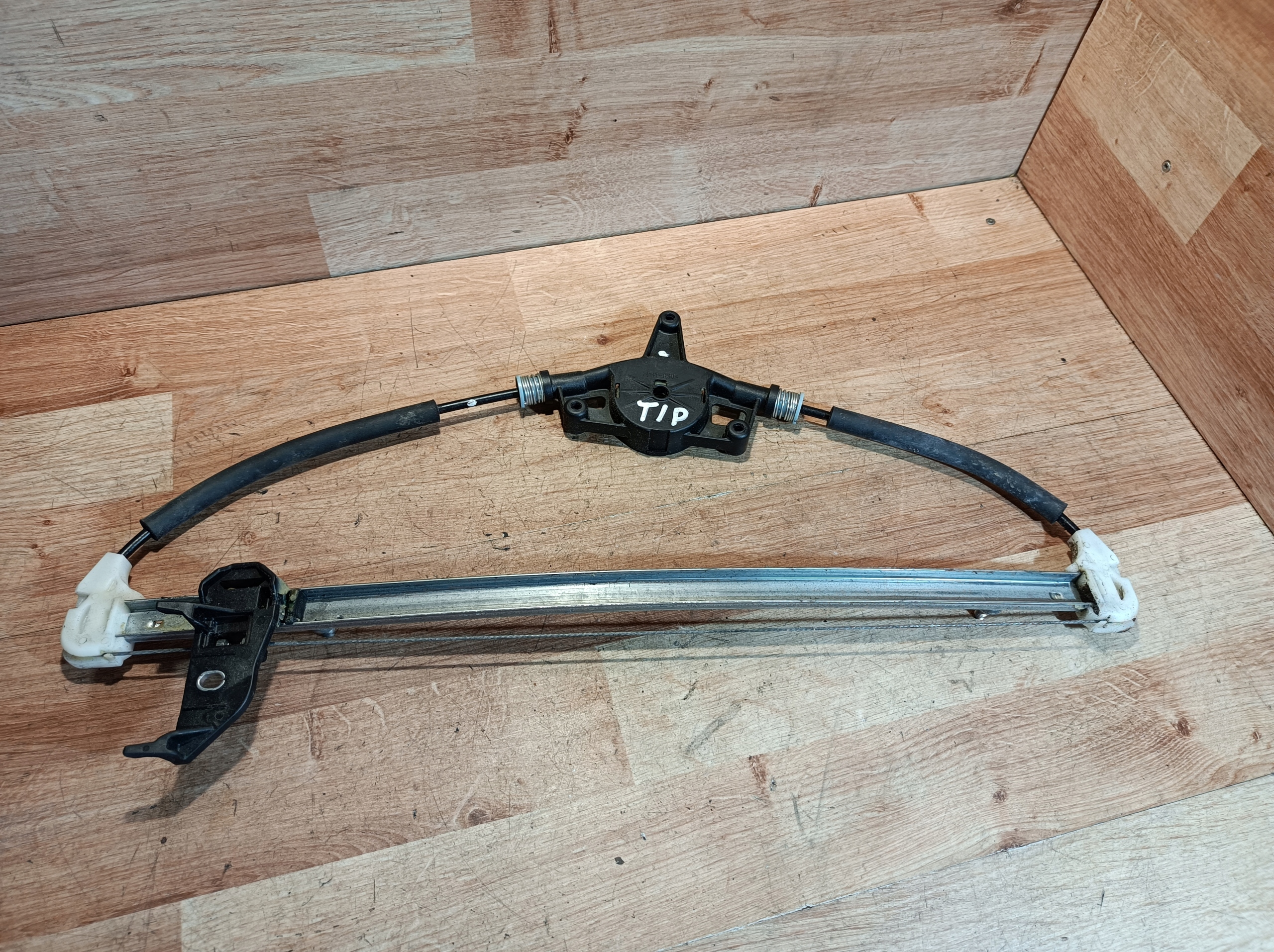 window regulator right rear part MAZDA 3 BM 13-18r