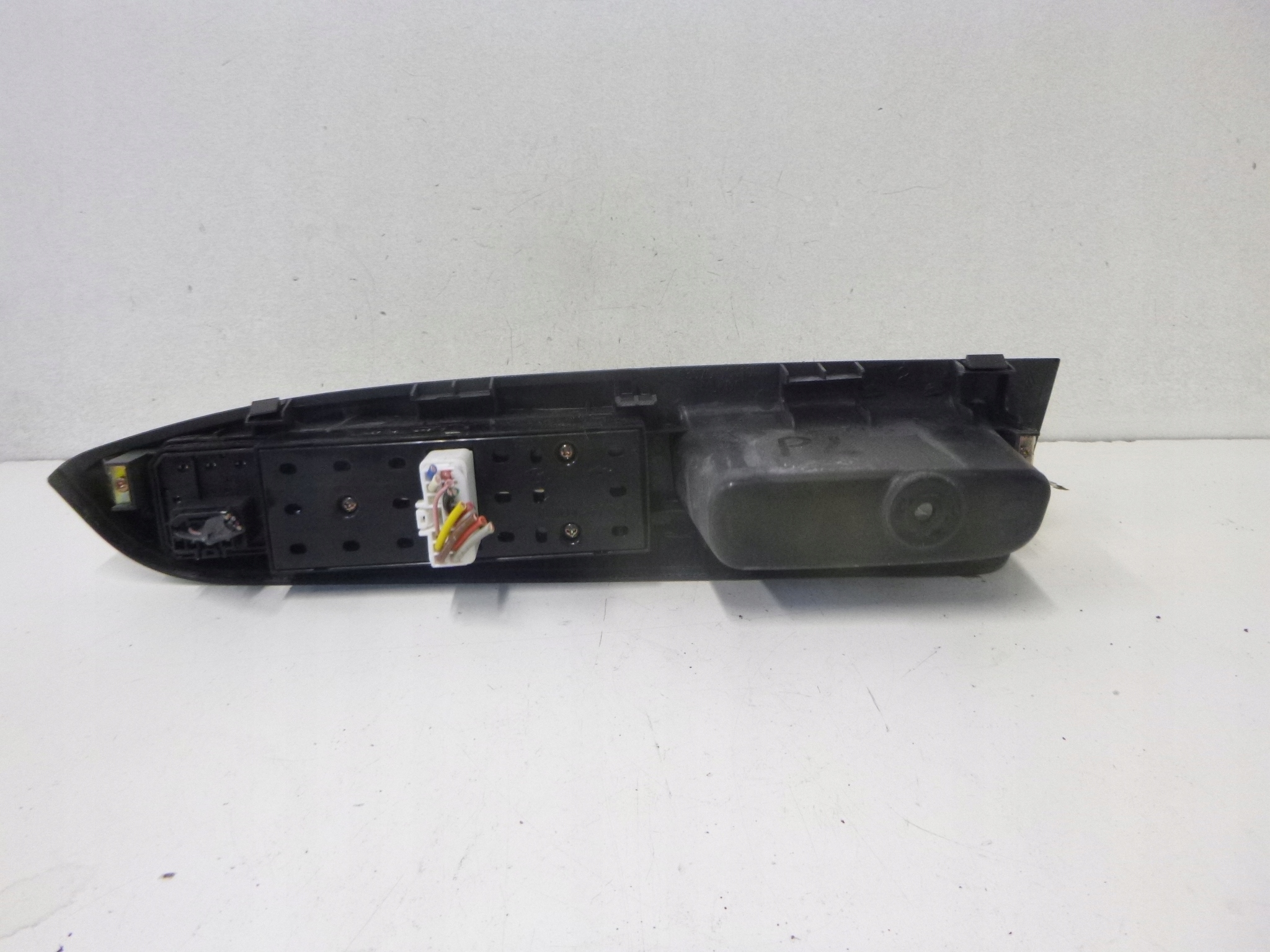 switch panel of the window left Hyundai Getz 02r.