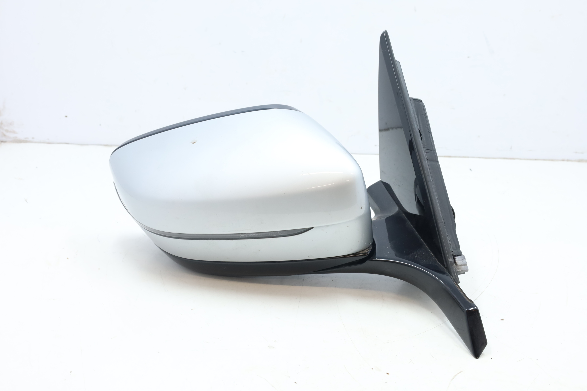 LUSTERKO ZEWNĘTRZNE PRAWE BMW G11 G12 9PIN A83