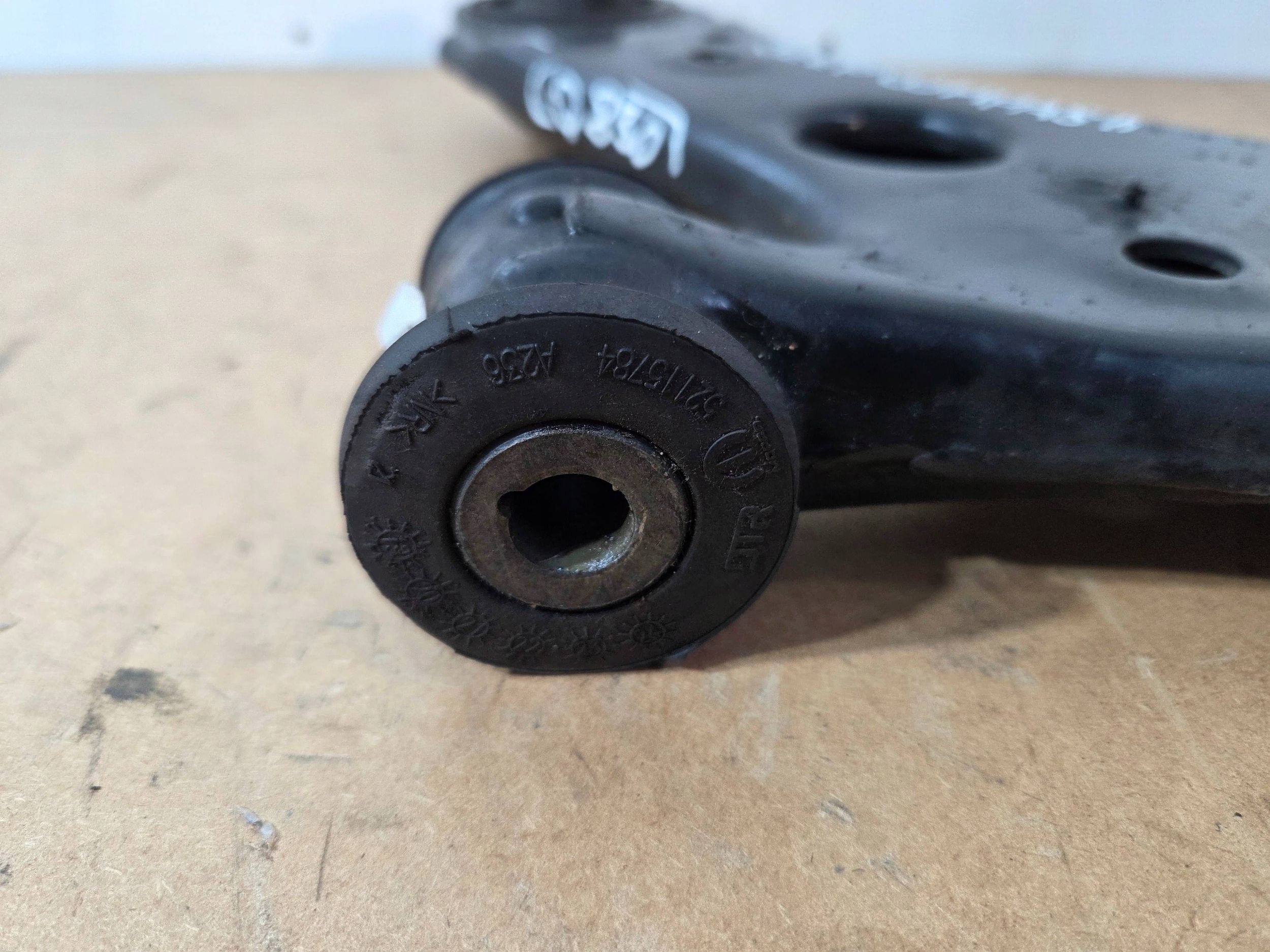 Alfa Romeo Tonale arm front left A8982533 (Q830)