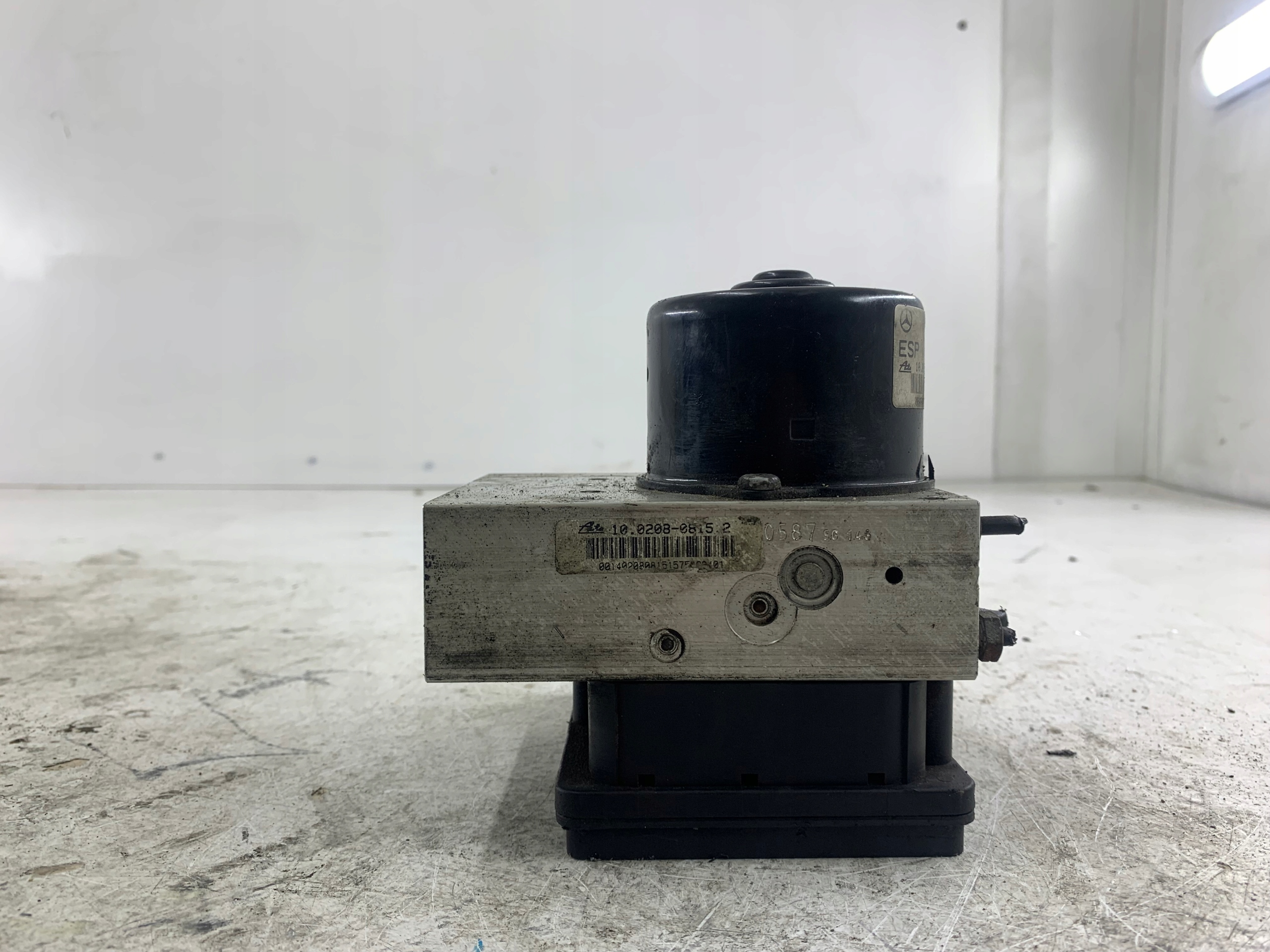 MERCEDES W203 pompe ABS A0054317512