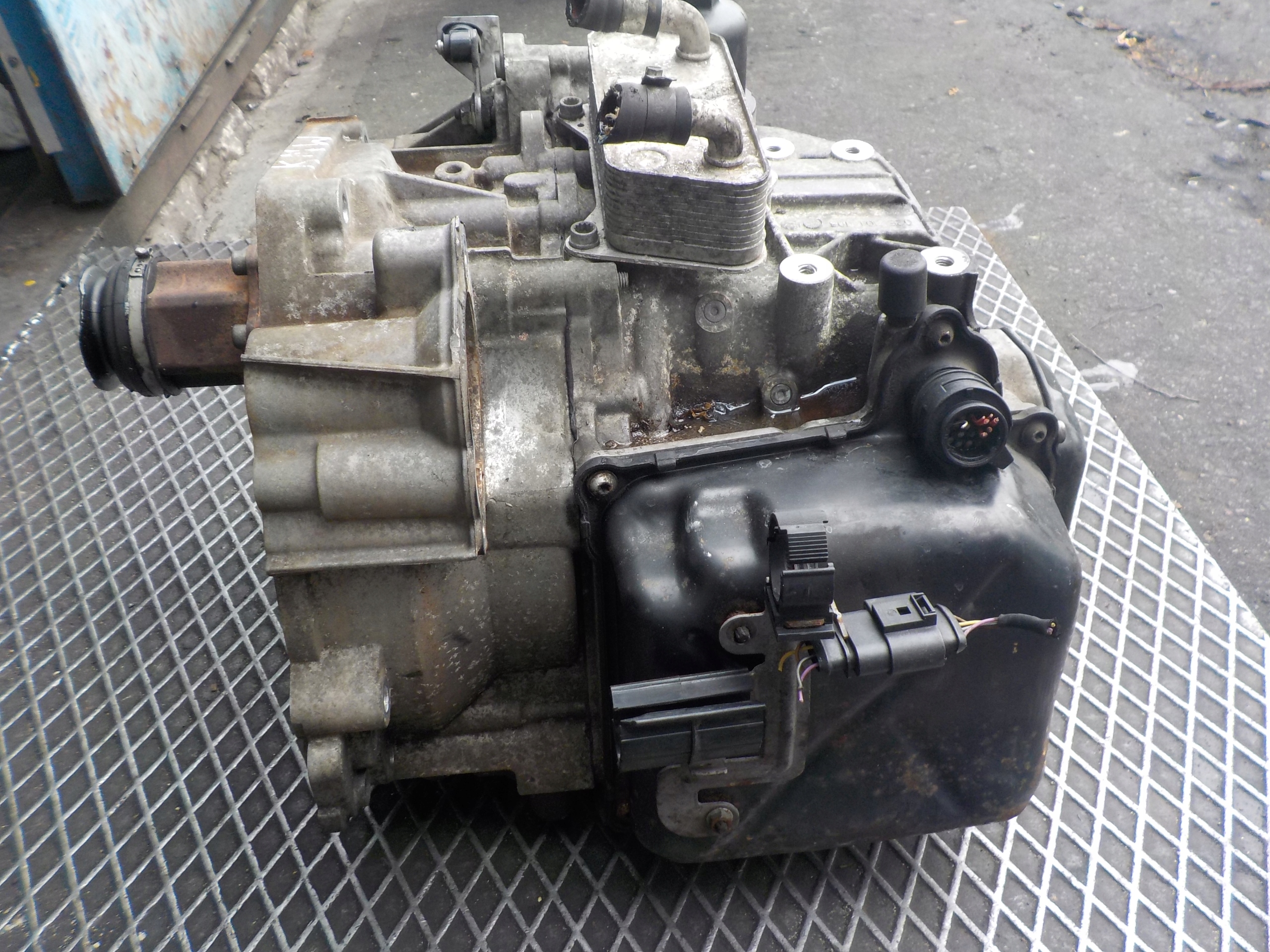 VOLKSWAGEN PASSAT B6 2.0 TDI Getriebe KMW