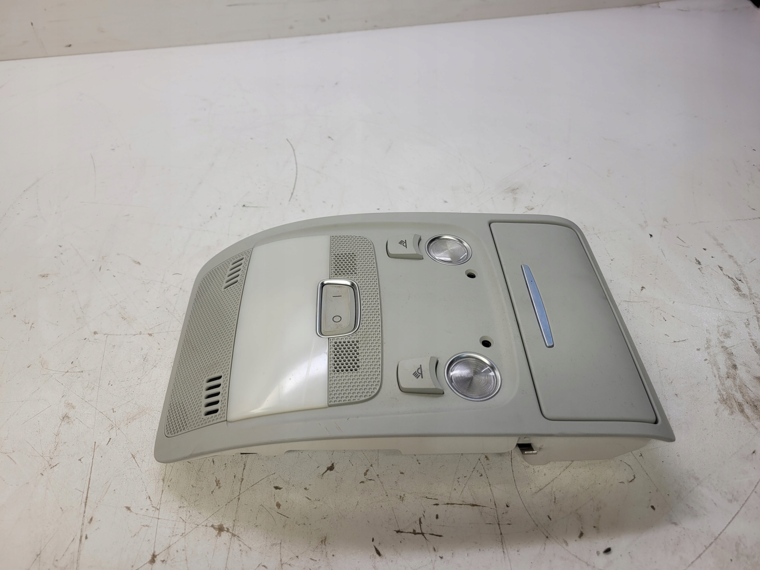light OSWIETLENIE cabs AUDI A4 A5 8T0947135BF ET1