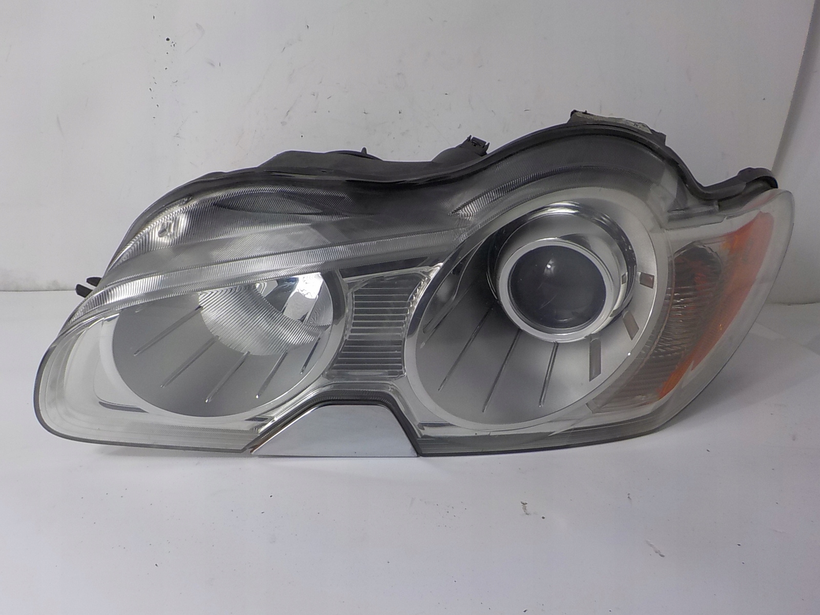 JAGUAR XF X250 XENON light left front front UK
