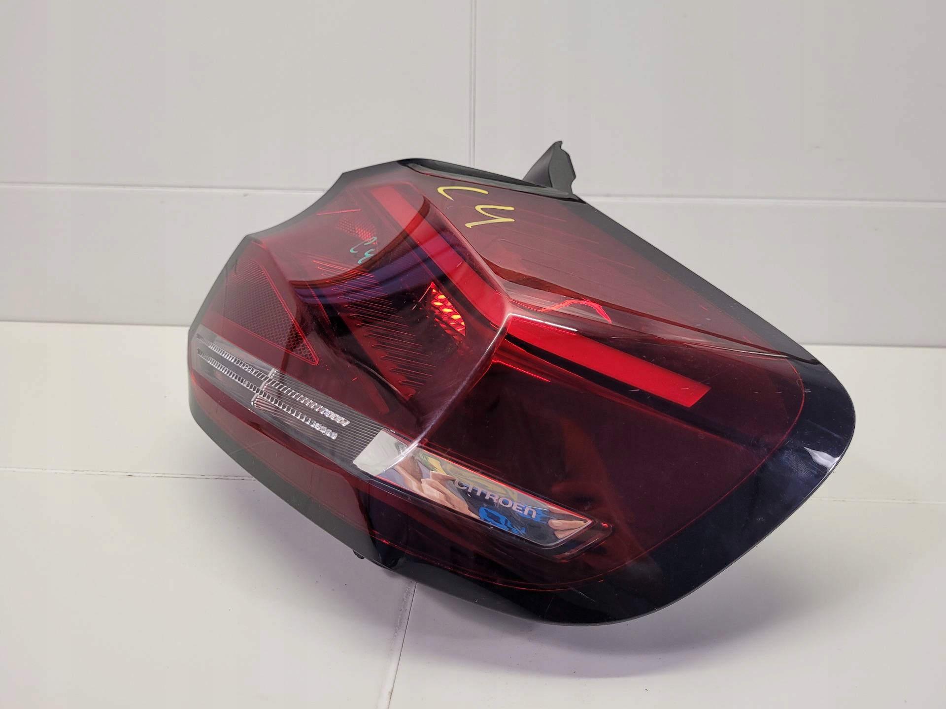 light rear right side Citroen C4 2 facelift 2022 0021874106
