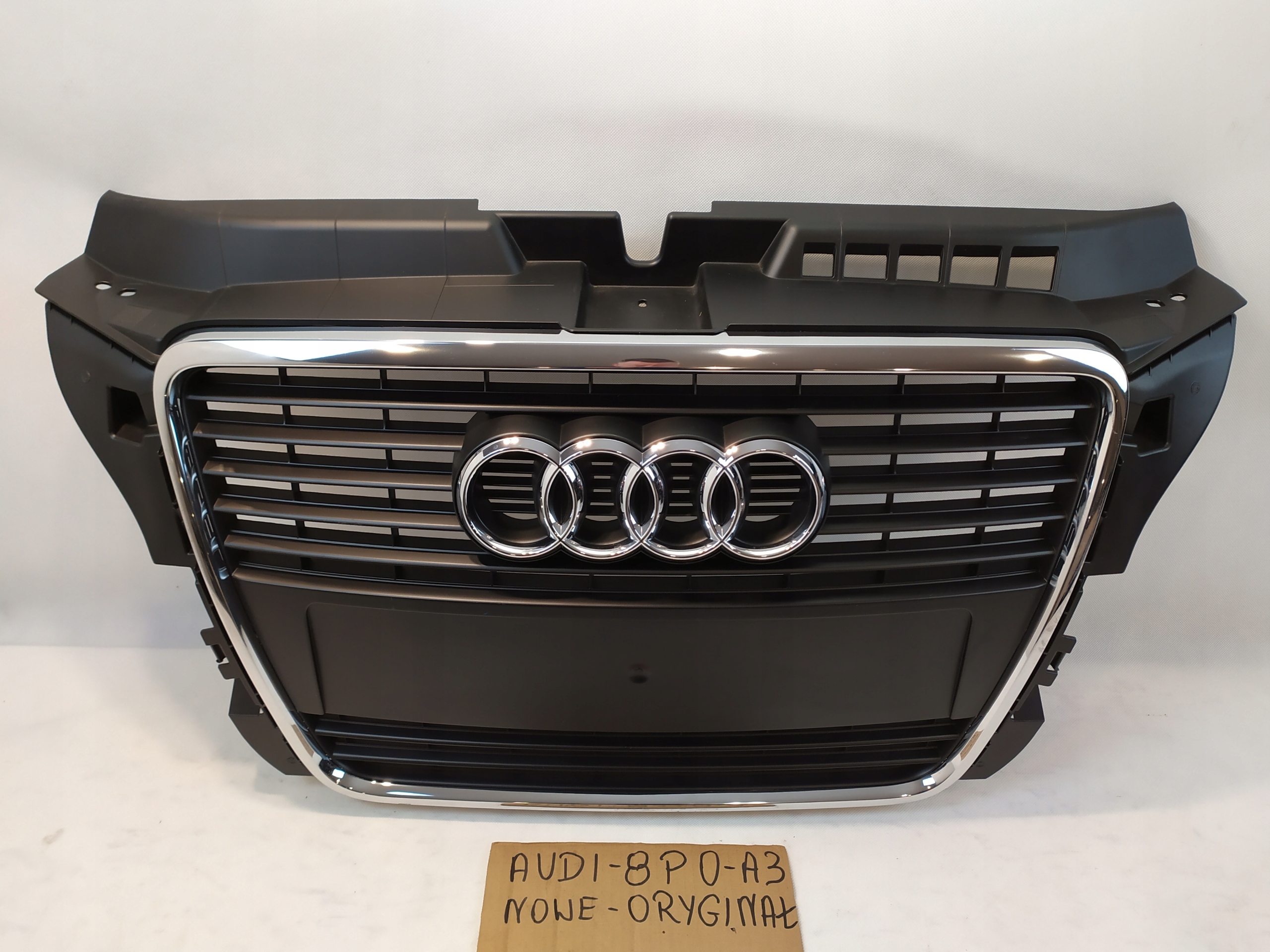 GRILL ATRAPA AUDI A3 8P LIFT ORYGINAŁ CZARNY MAT