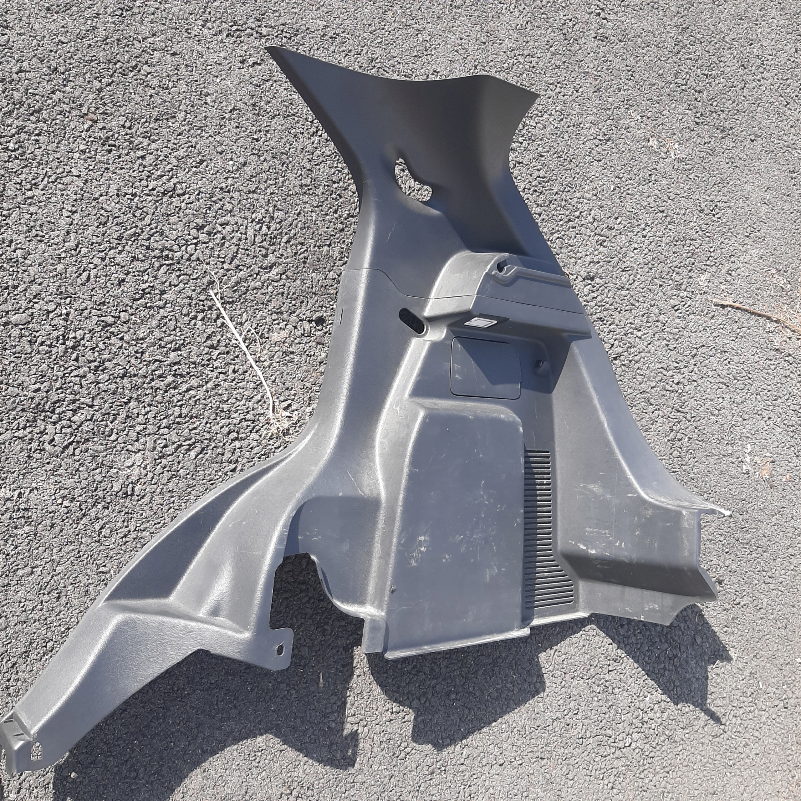 Ford KA+ LIFT 2018r boot upholstery right rear part upholstery