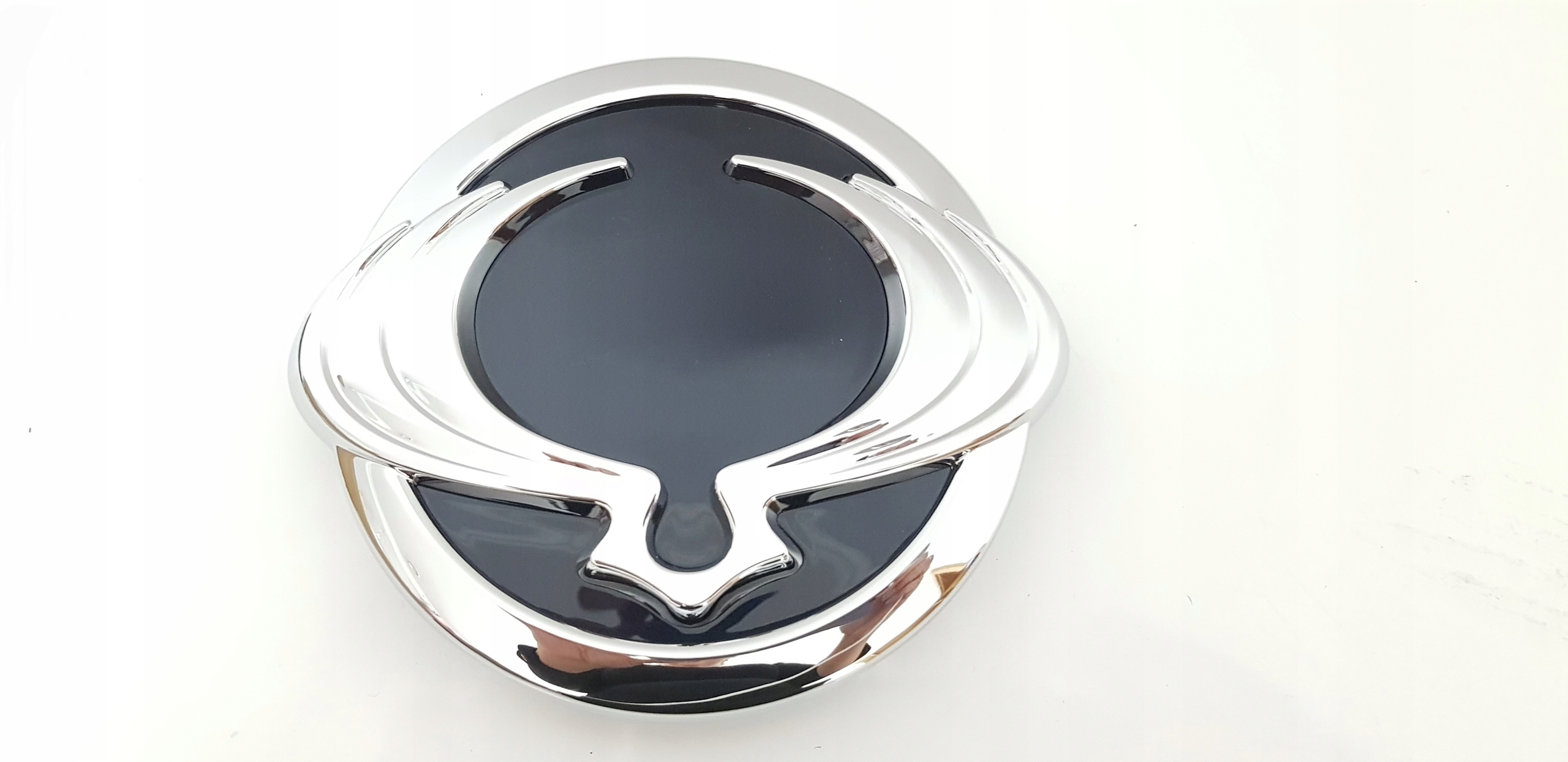 Emblém Ssangyong Tivoli, Znak , Logo, Emblém Časť