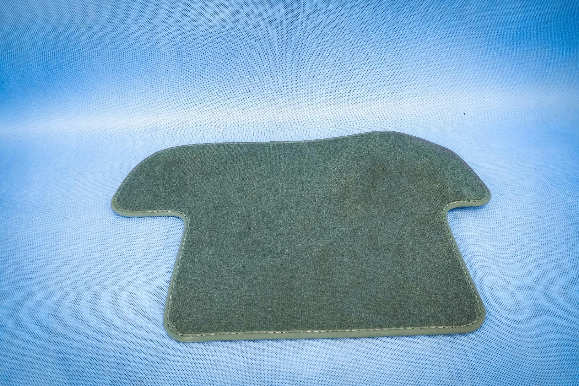 mat right rear part Audi A5 S5 8T 8T0864450A QB6