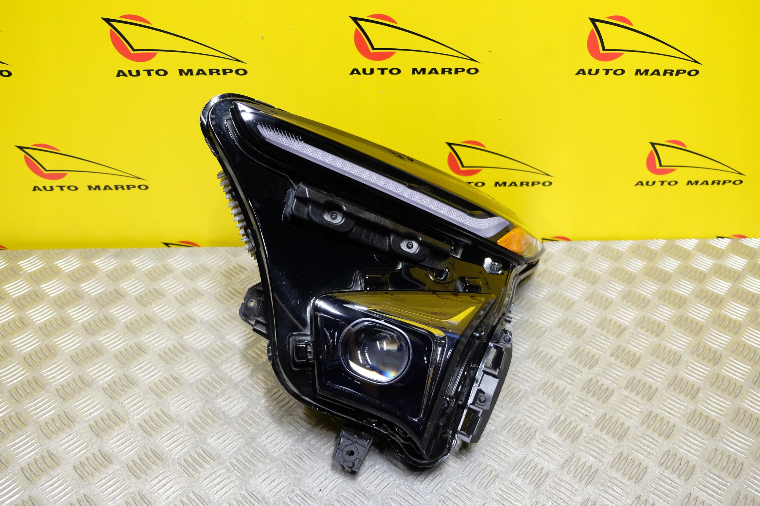 CHEVROLET BOLT LIFT 2022- REFLEKTOR LAMPA FULL LED LEWA USA Producent części General Motors