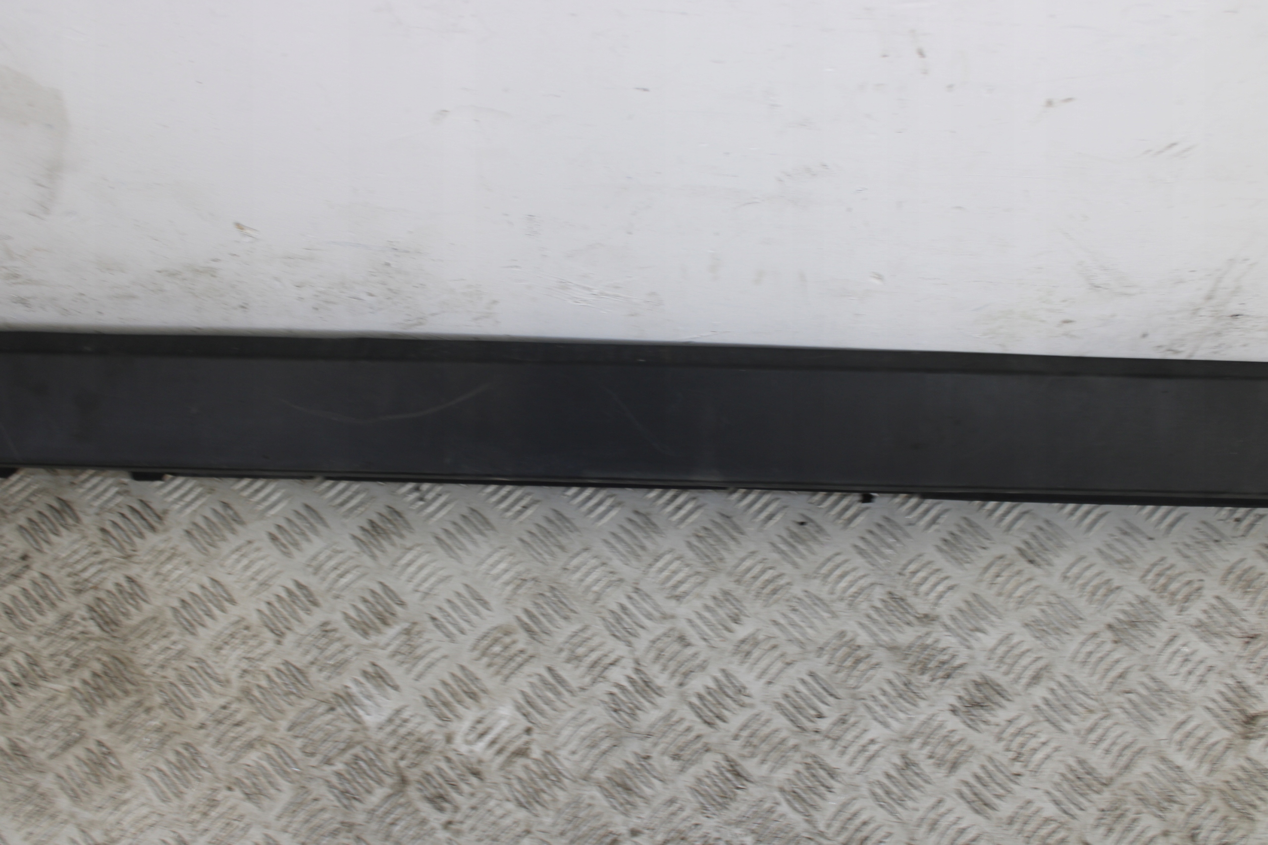 cap threshold threshold right JAGUAR F-PACE X761 HK83-10156-B