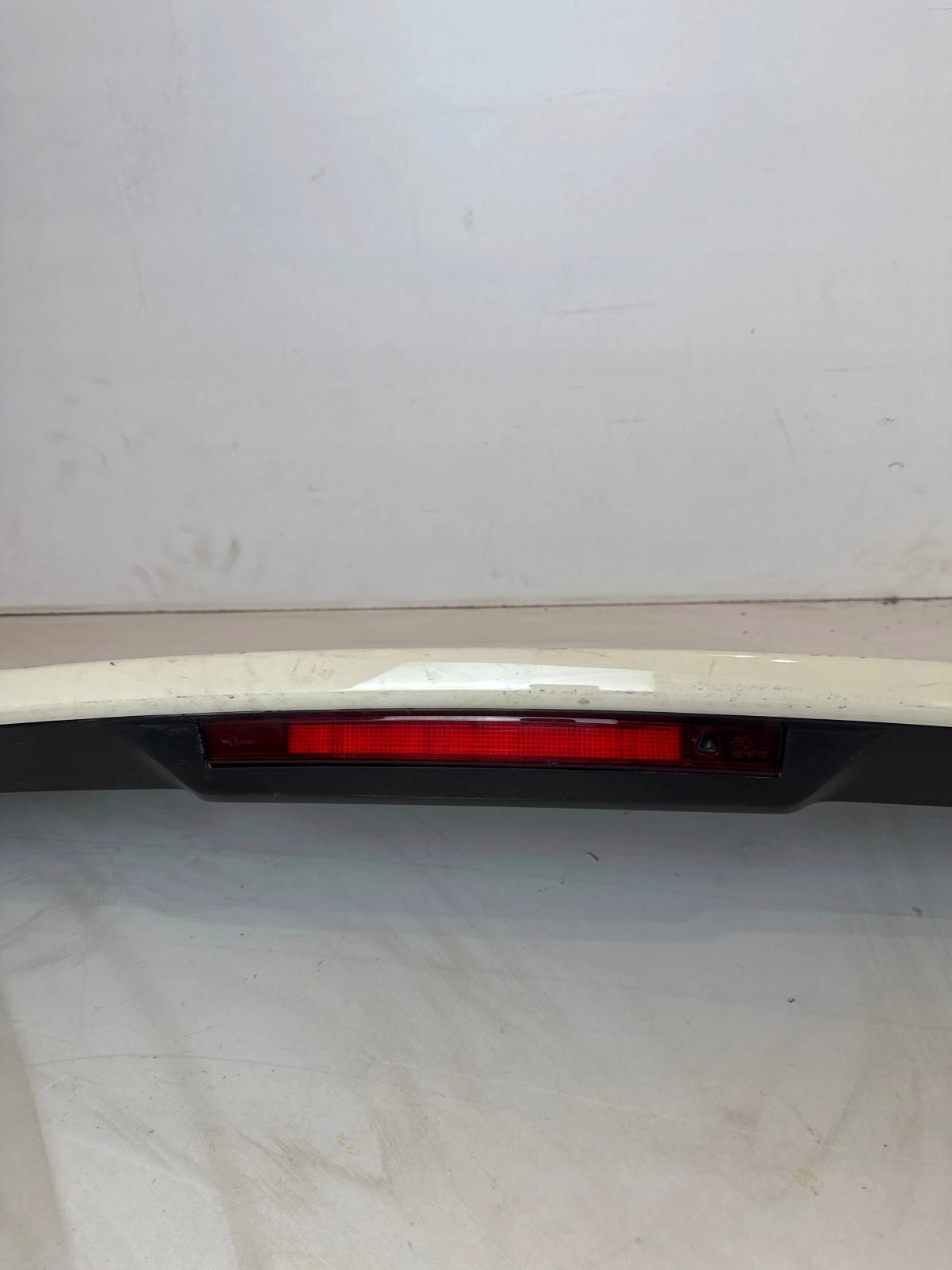 Spoiler lotka visor bonnet Renault Captur and